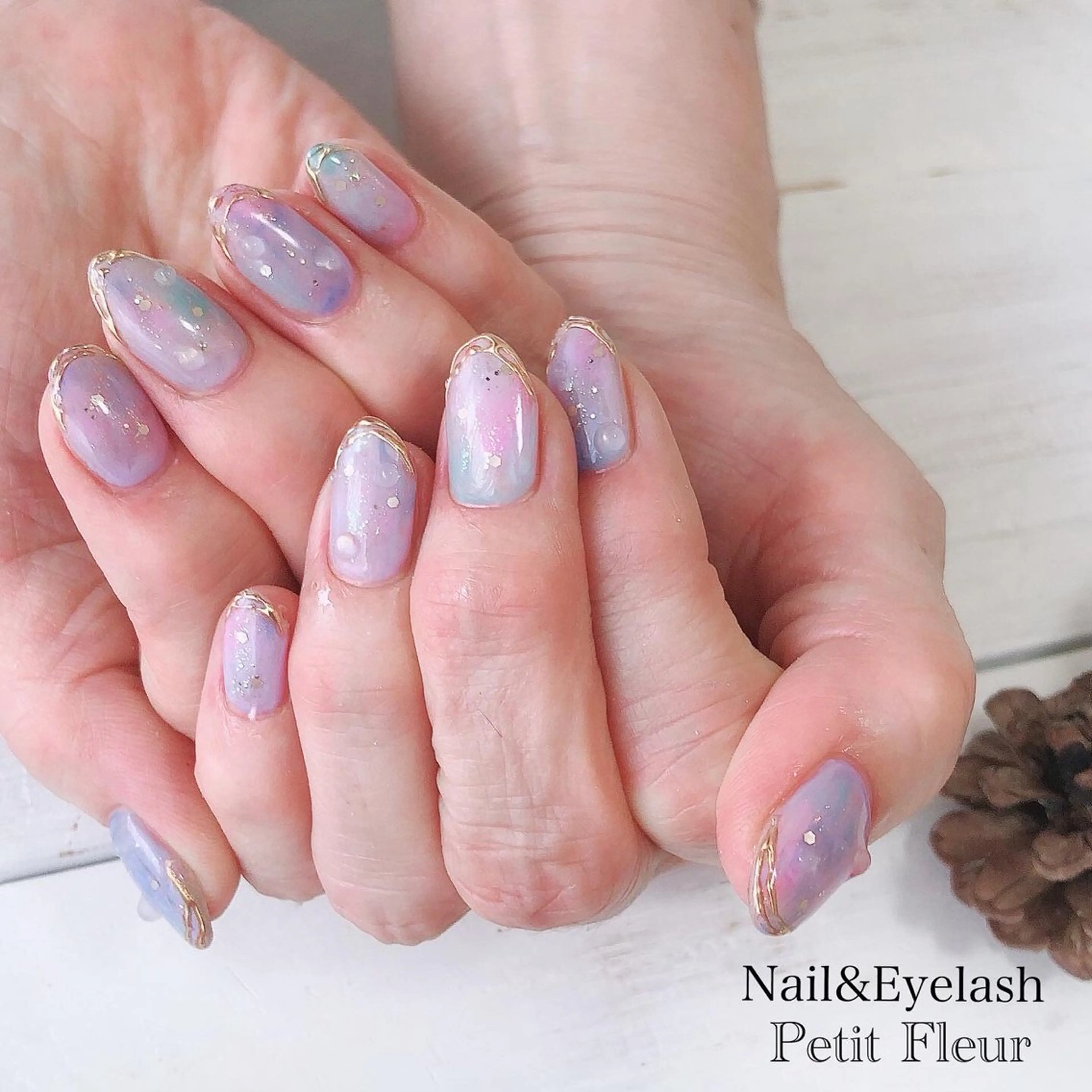 ネイル Petit Fleur所属・青柳 亜梨奈のマツエク・マツパデザイン