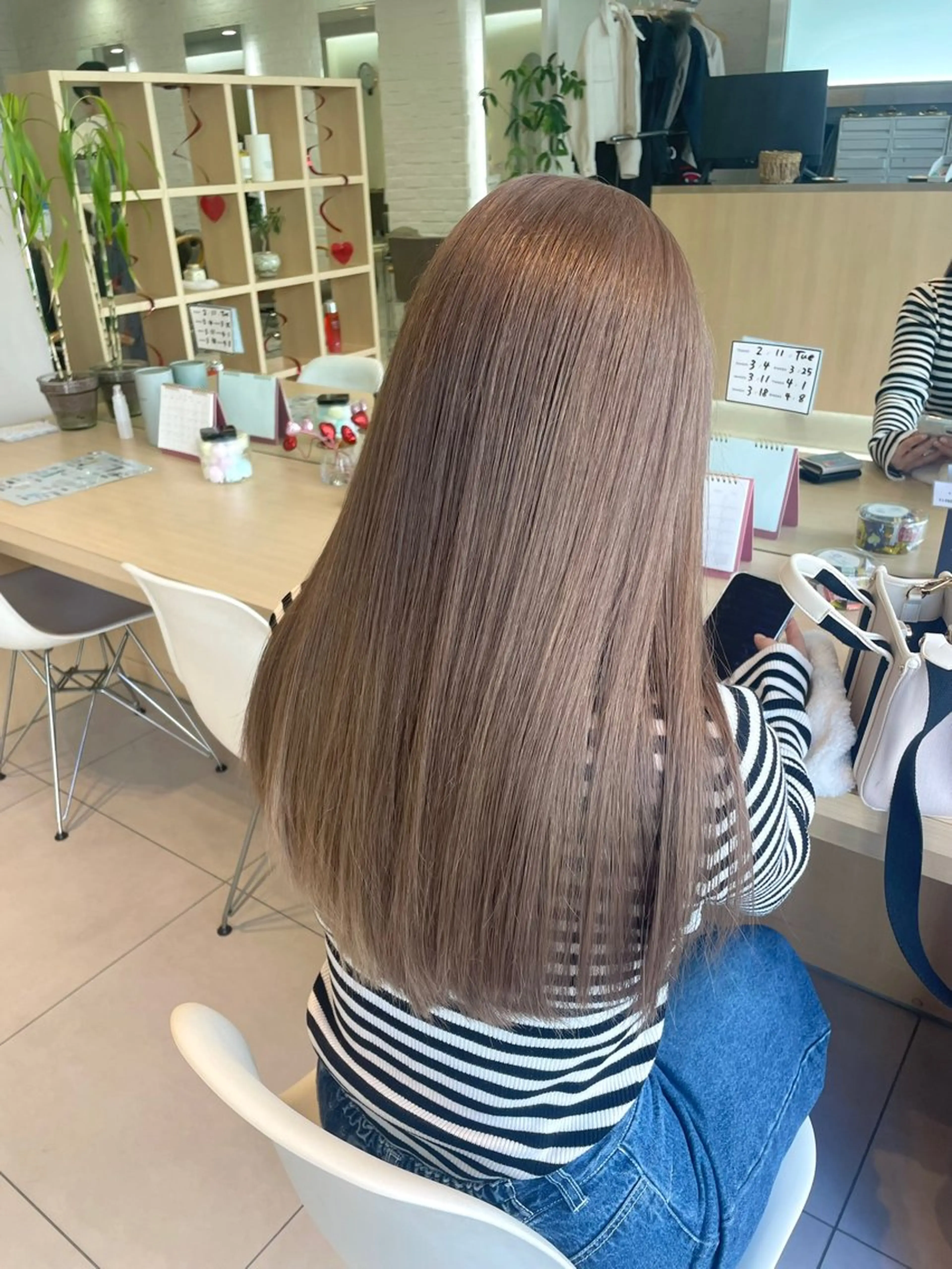 ロング 顔まわりレイヤー 姫カット 韓国風ヘア レイヤーカット ロング nuu 栄所属・🧸SAKI🎀 韓国レイヤーのヘアスタイル