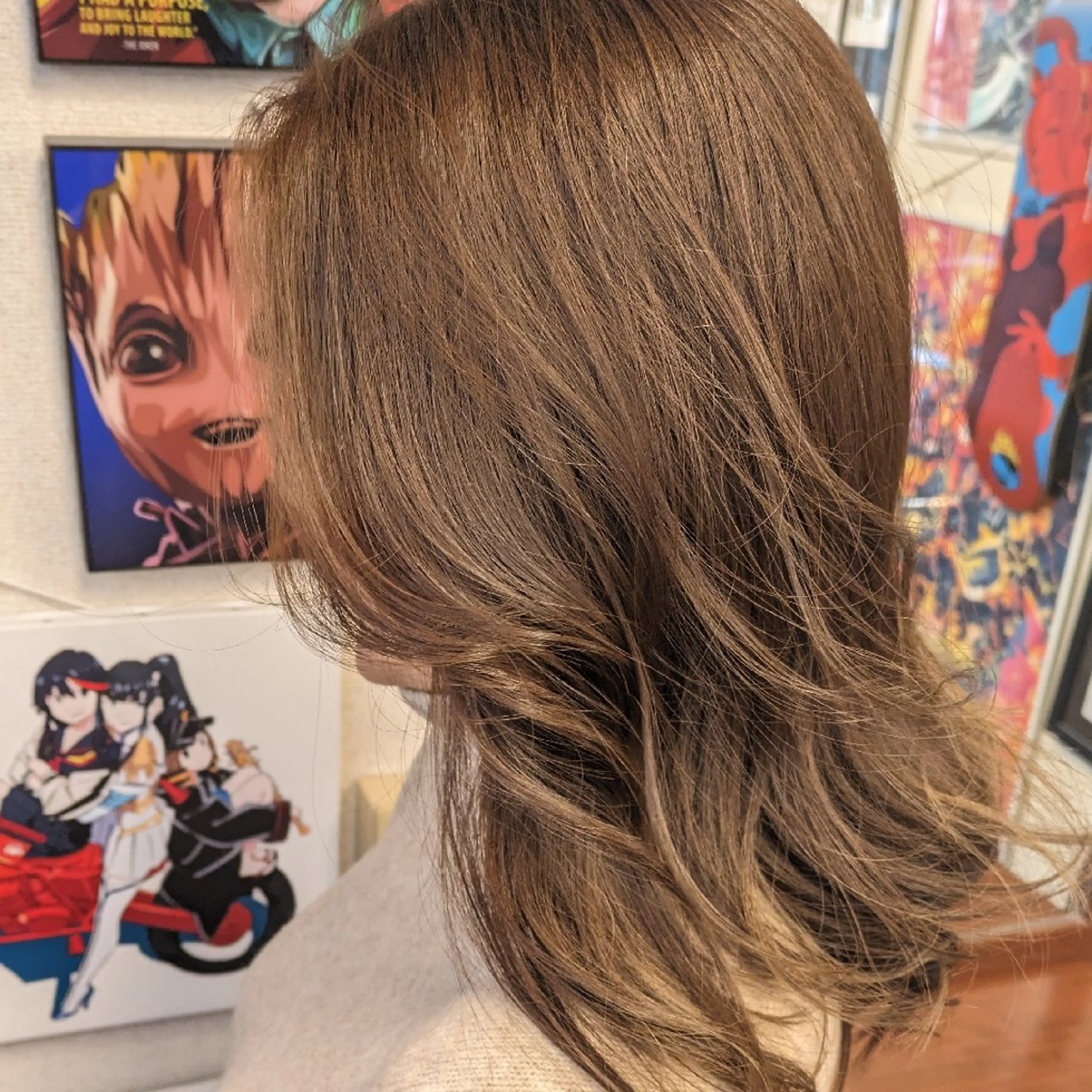 セミロング カラー ベージュカラー ブリーチ ブリーチなしカラー fuwat所属・秋葉原でカラーする なら🐉ちぇーたんのヘアスタイル
