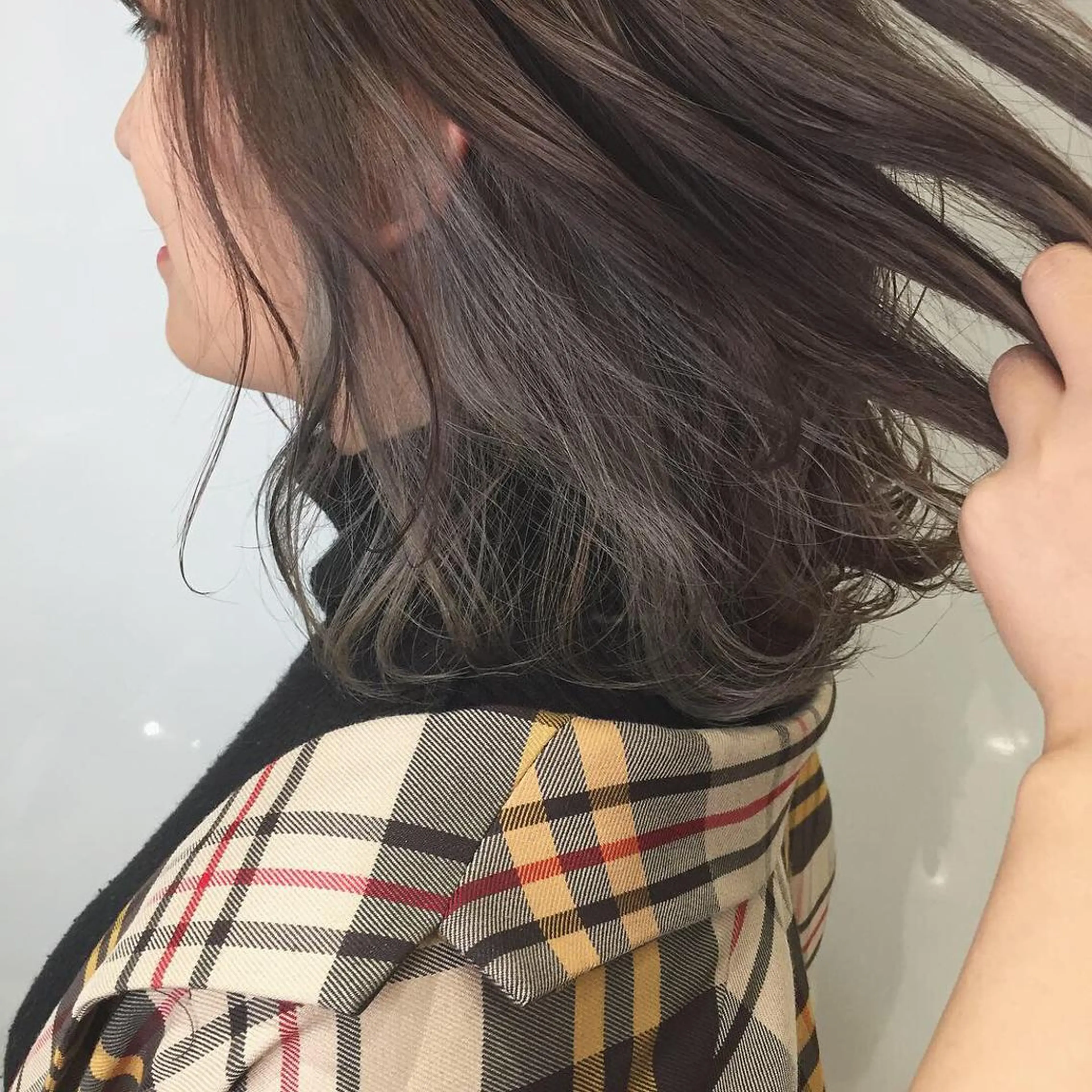 ミディアム カラー アッシュ AMI ウルフパーマ/メンズのヘアスタイル