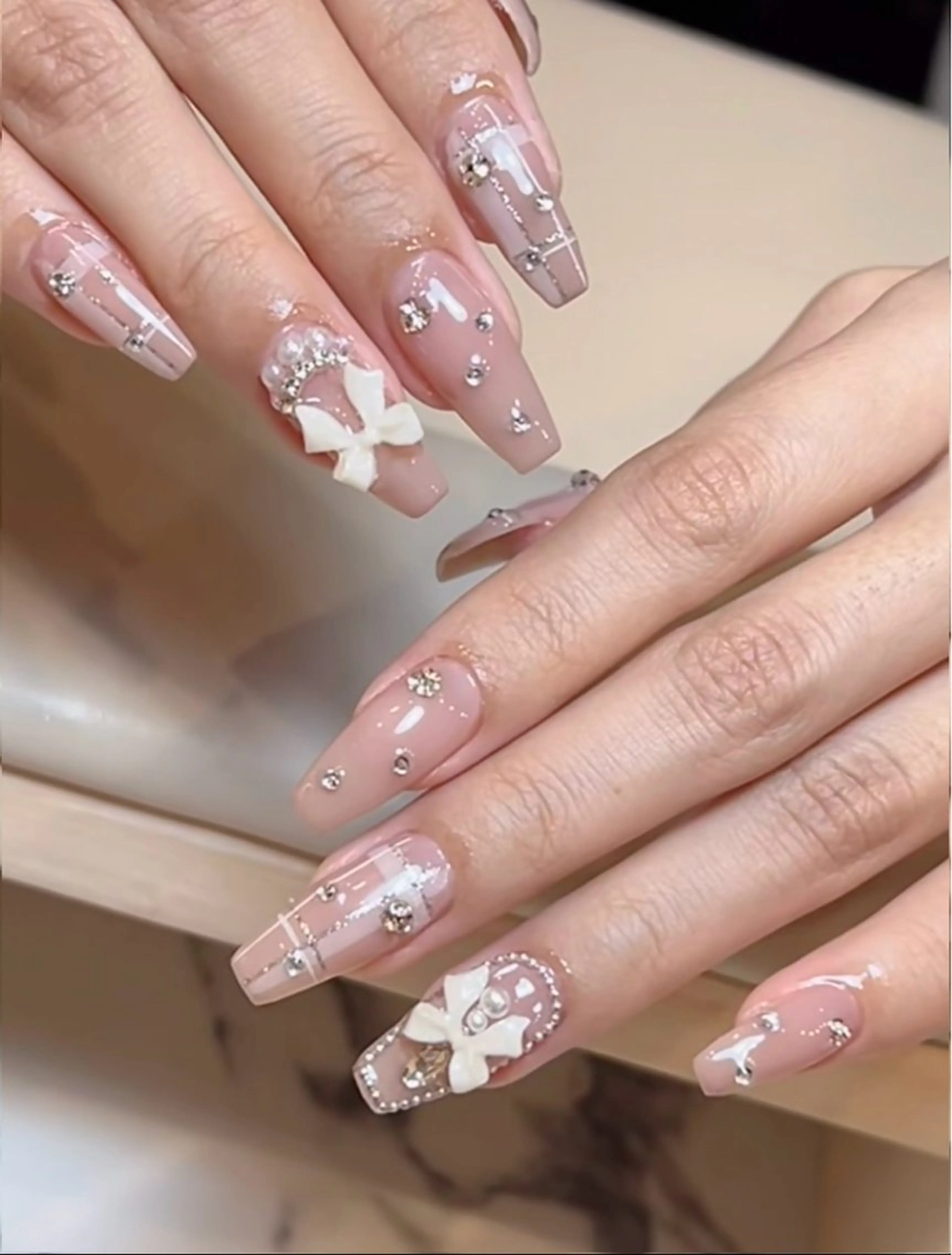 ネイル オーロラネイル ブルー チークネイル フットネイル フレンチネイル ハンドネイル ハンドケア For you. Nail Salonのネイルデザイン