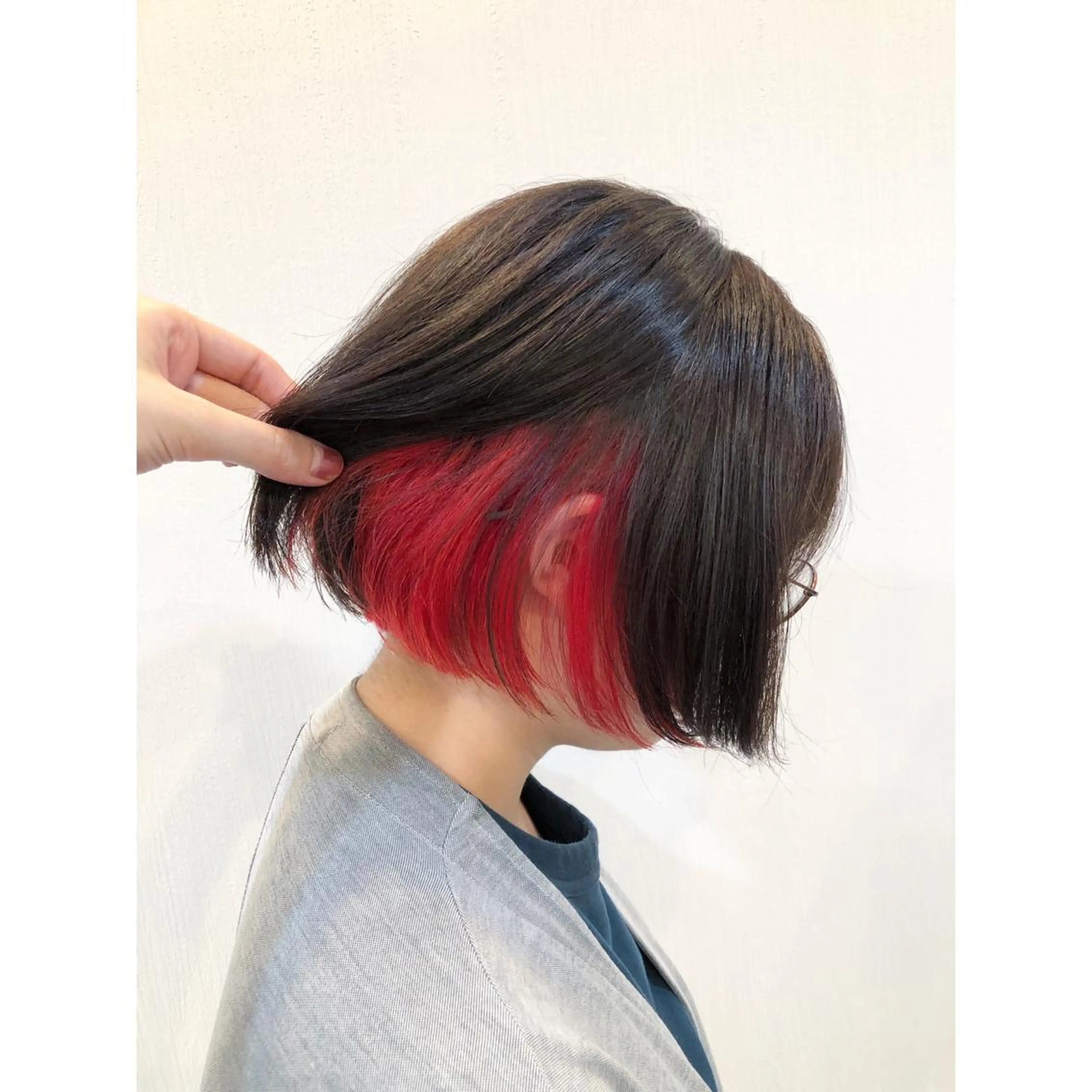 ショート カラー 推しカラー✨ オタク美容師ユウカのヘアスタイル