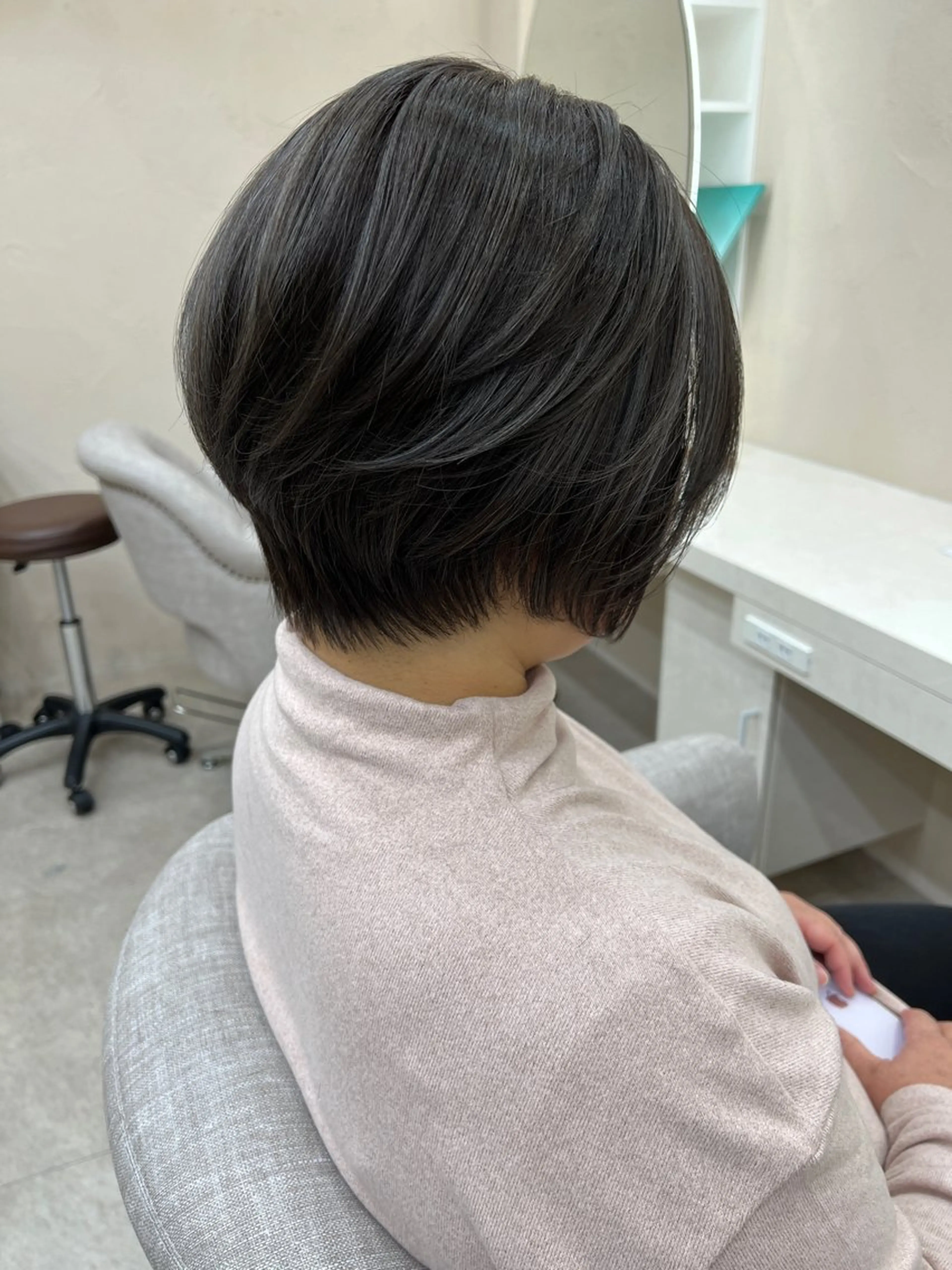 ショート ヘアーアトリエオズ安積所属・吉田 賢典のヘアスタイル