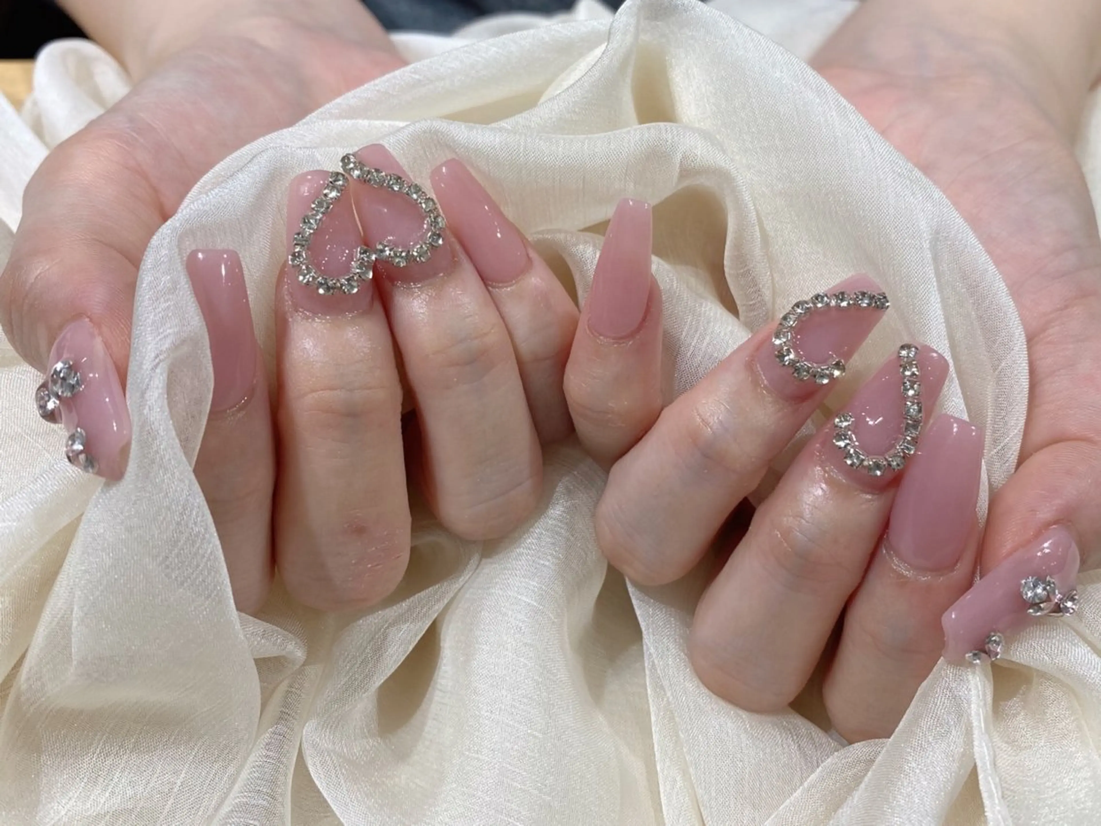 ミディアム ハンドネイル Nail  R💫 naoのネイルデザイン