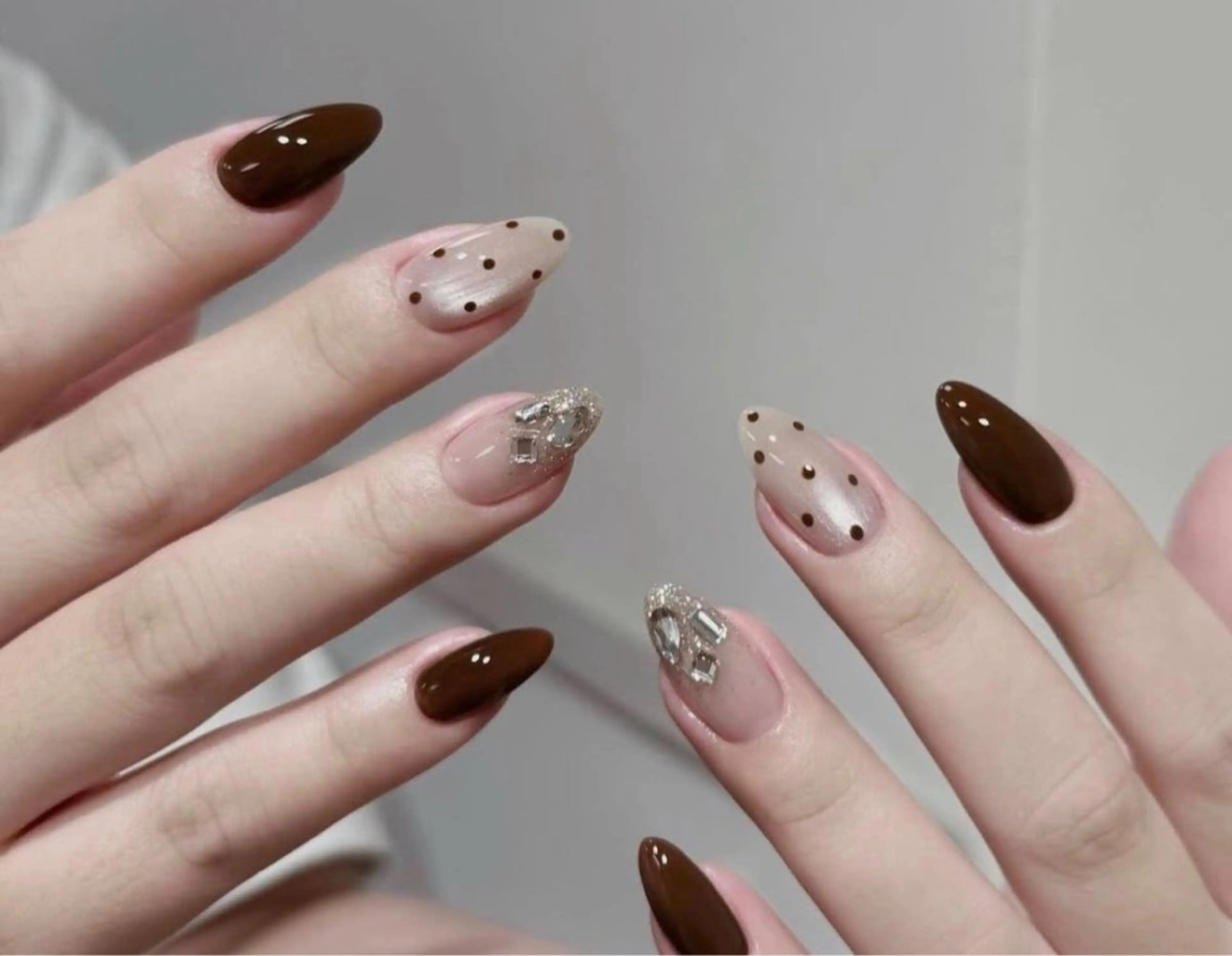 ネイル ハンドネイル 🎀PG🩵 ネイルサロンのネイルデザイン