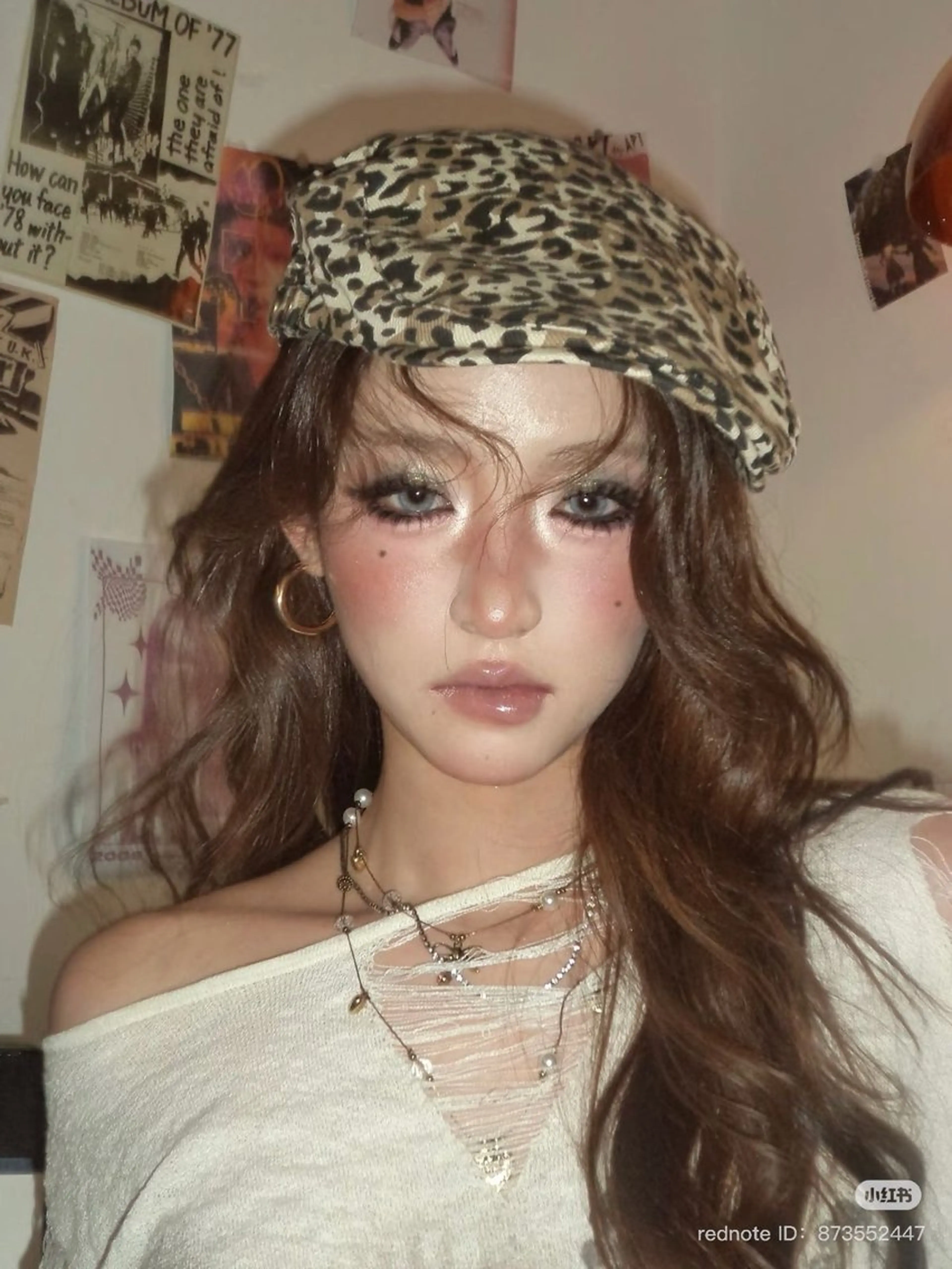 ロング カラー ベージュカラー ブリーチ ダブルカラー ブリーチなしカラー 小顔カット カット ヘアカラー トリートメント 原宿／ワンホンヘア SAAYA🖤のヘアスタイル