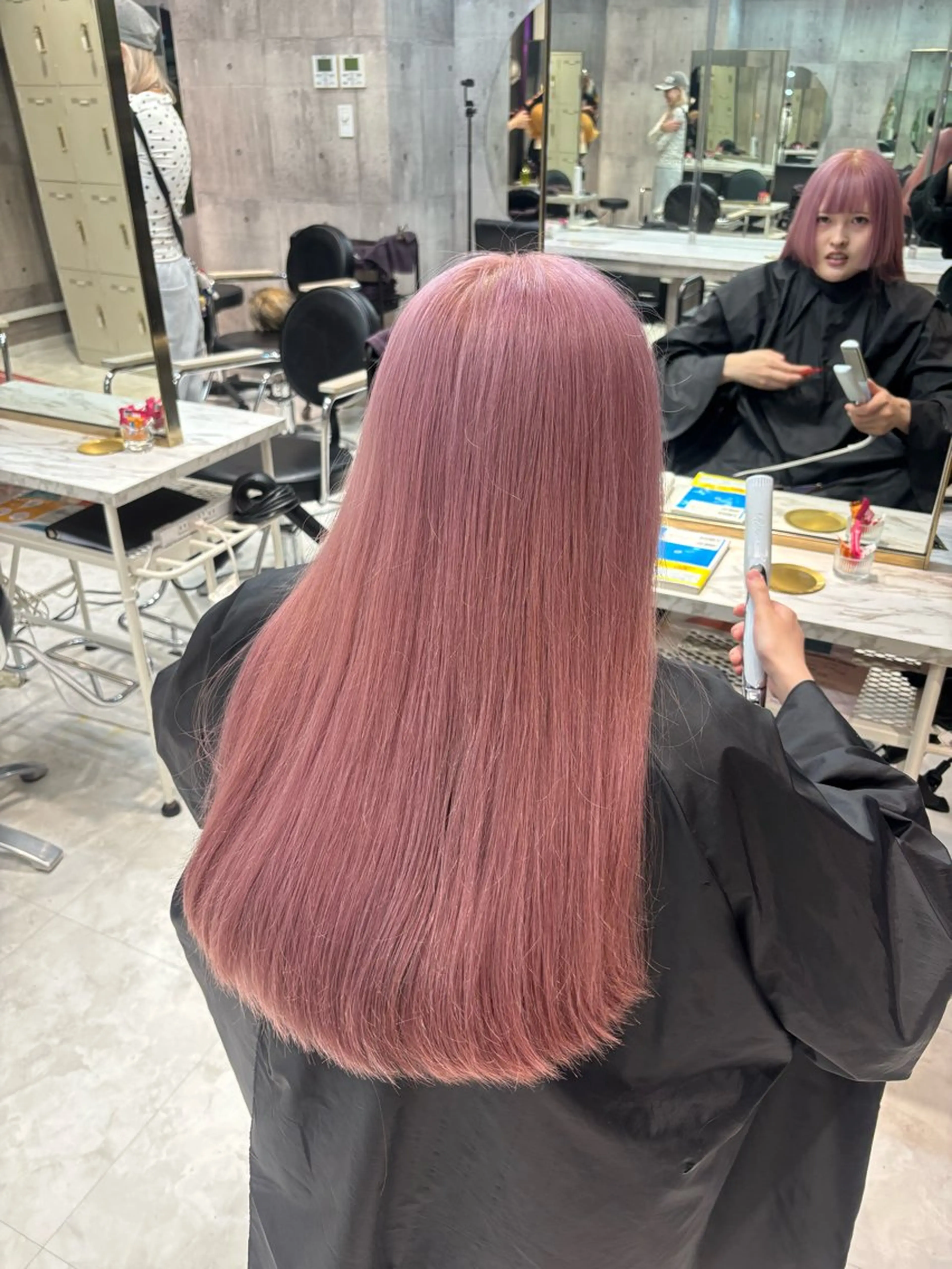 ロング カラー ヘアカラー トリートメント ヘアセット ハイトーンレイヤー 🦋🌷Shuriのヘアスタイル