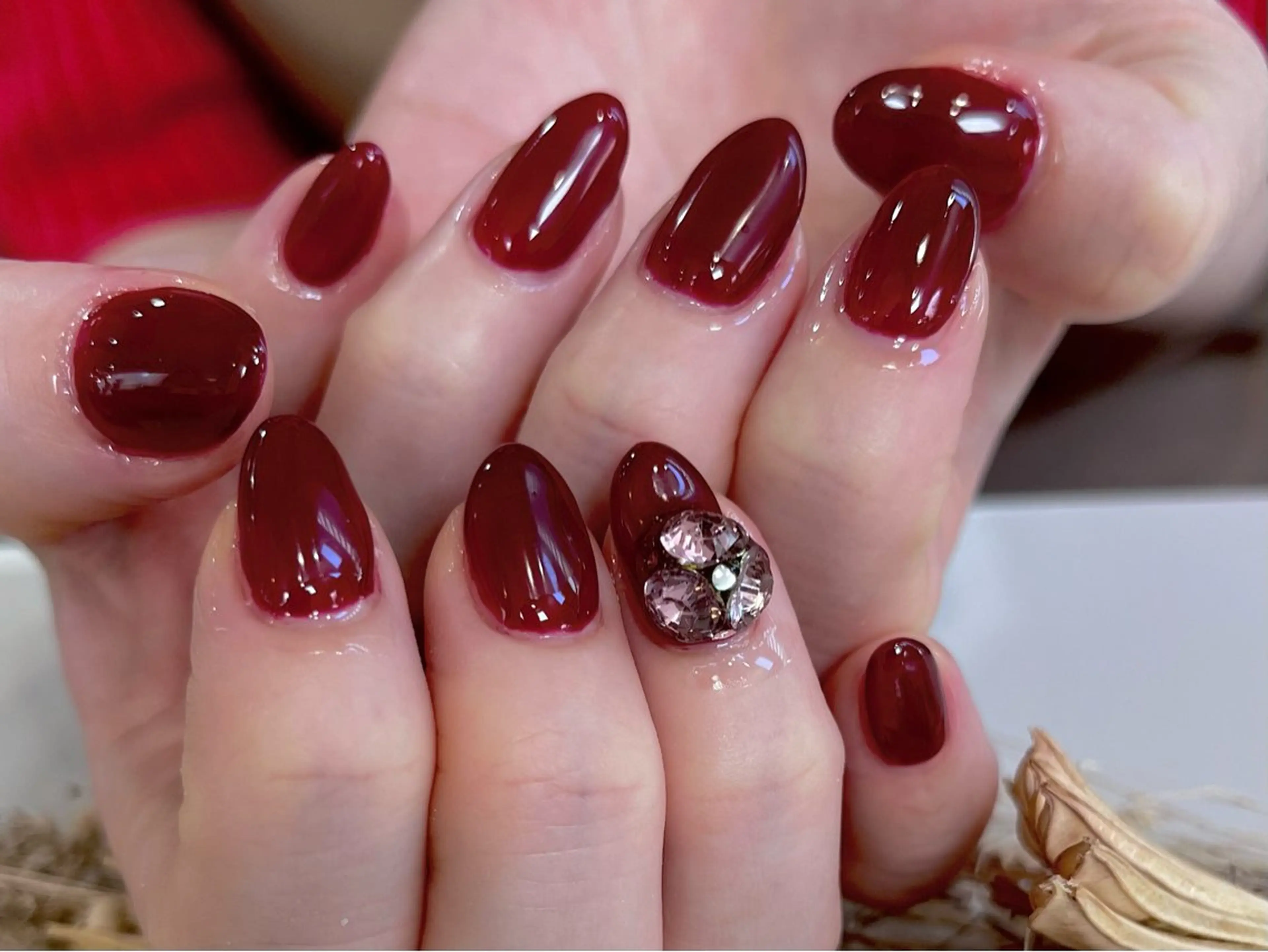 ネイル カジュアル ストーンネイル ハンドネイル Queen nail所属・QUEENＮA IＬ JR寺田町1分のネイルデザイン