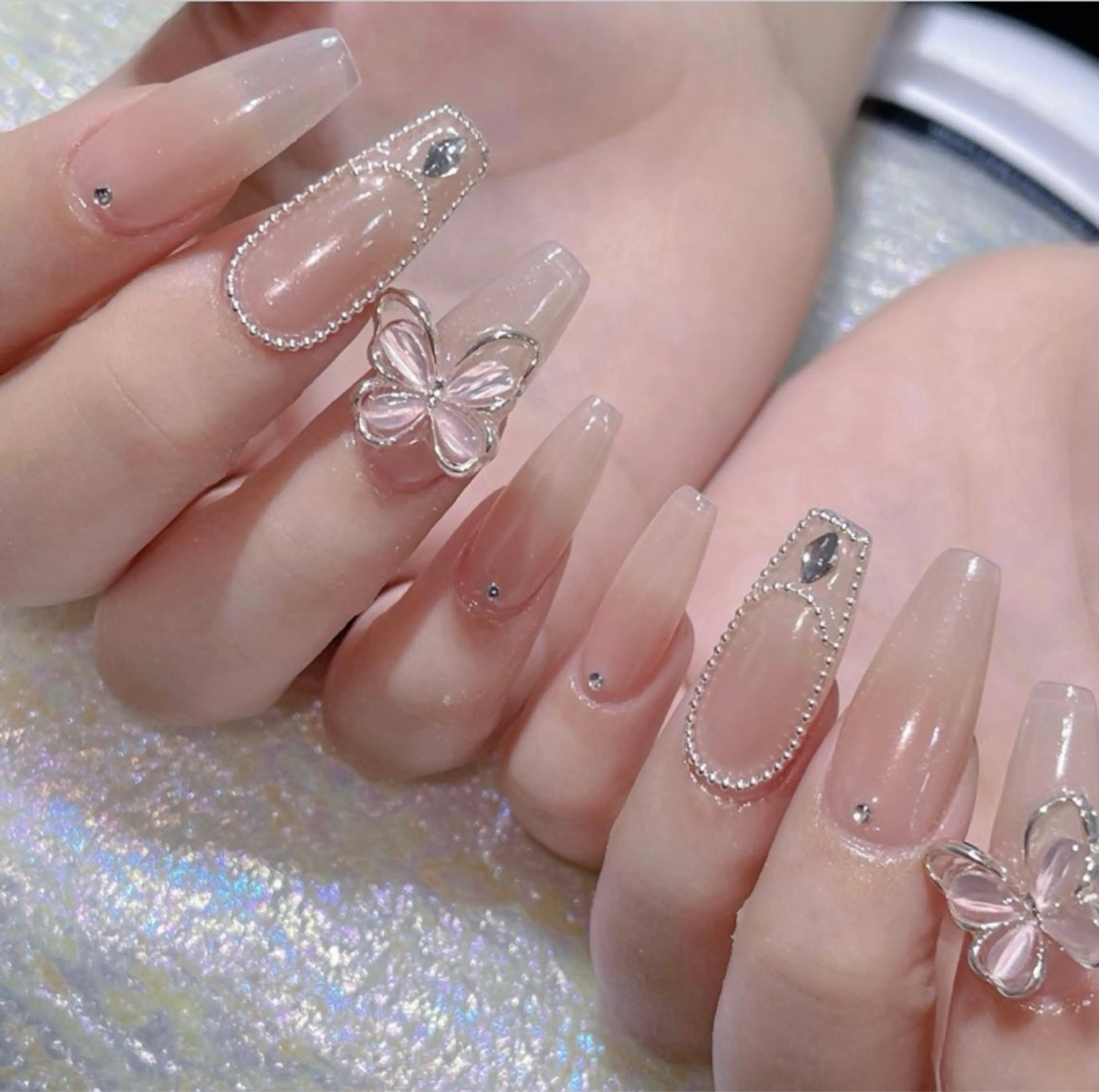 ネイル HIN NAILのネイルデザイン