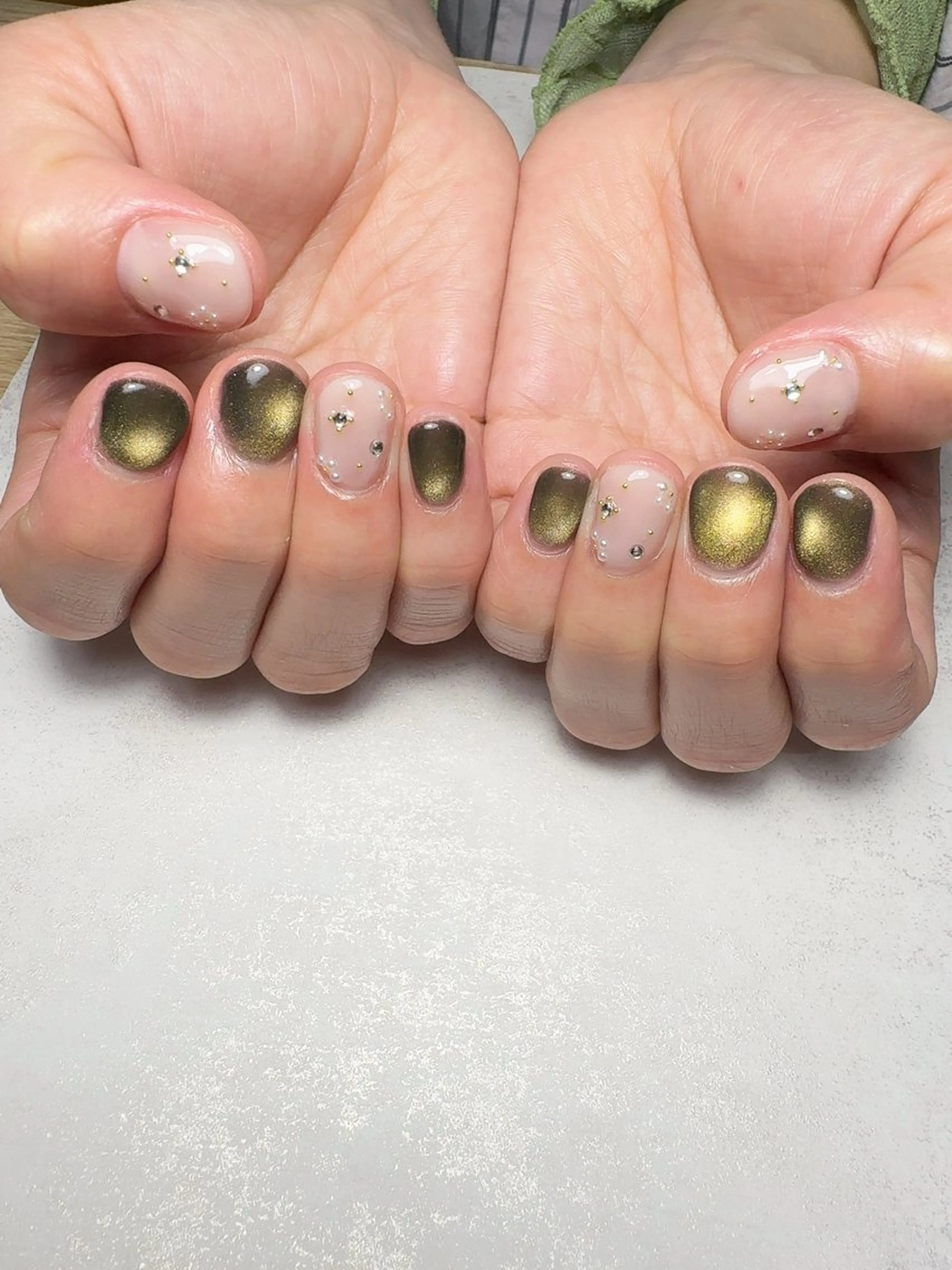 ネイル マグネットネイル ハンドネイル Li-fra MIZUKIのネイルデザイン