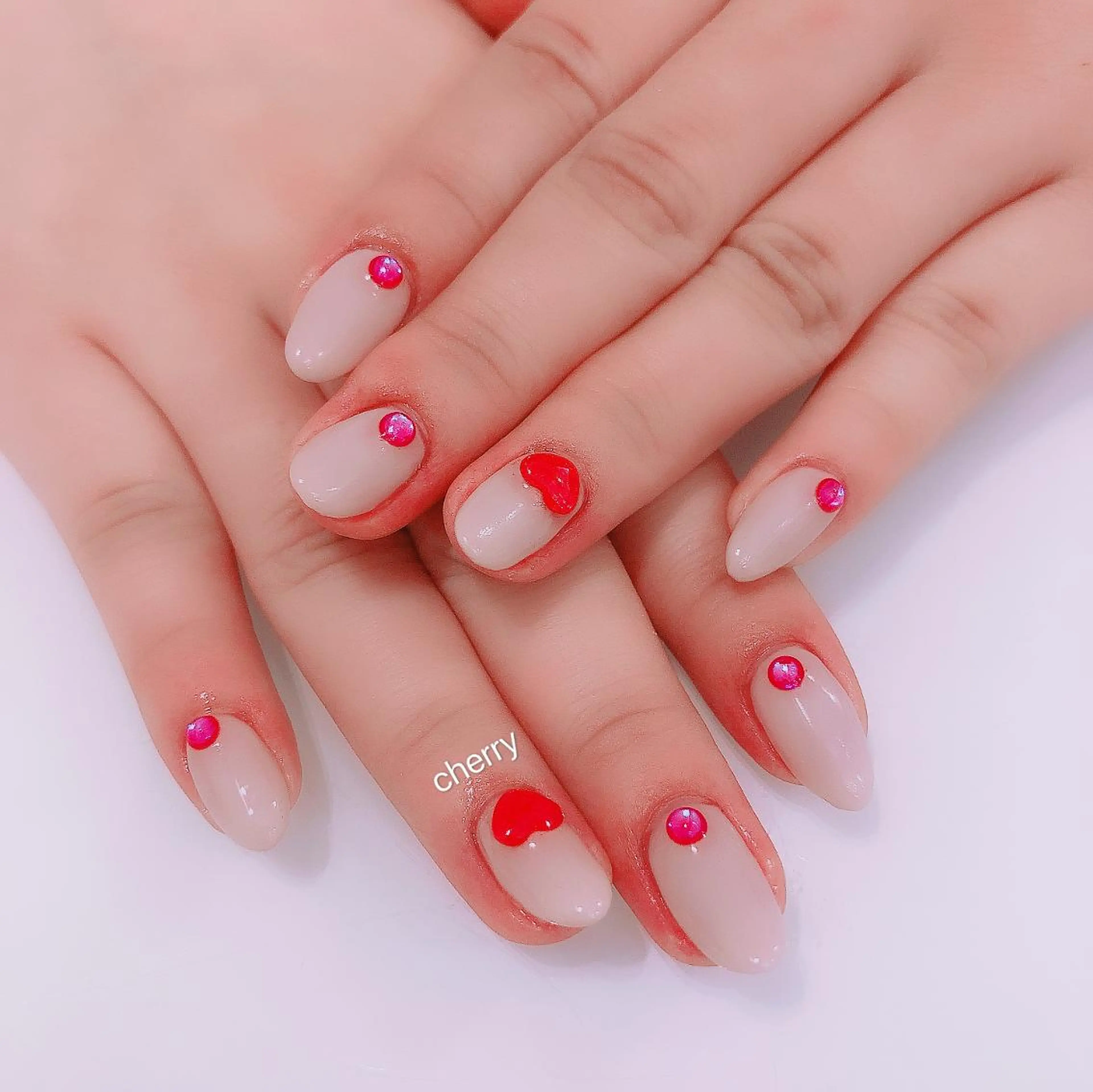 ネイル ジェルネイル SAKURA 🍒のネイルデザイン