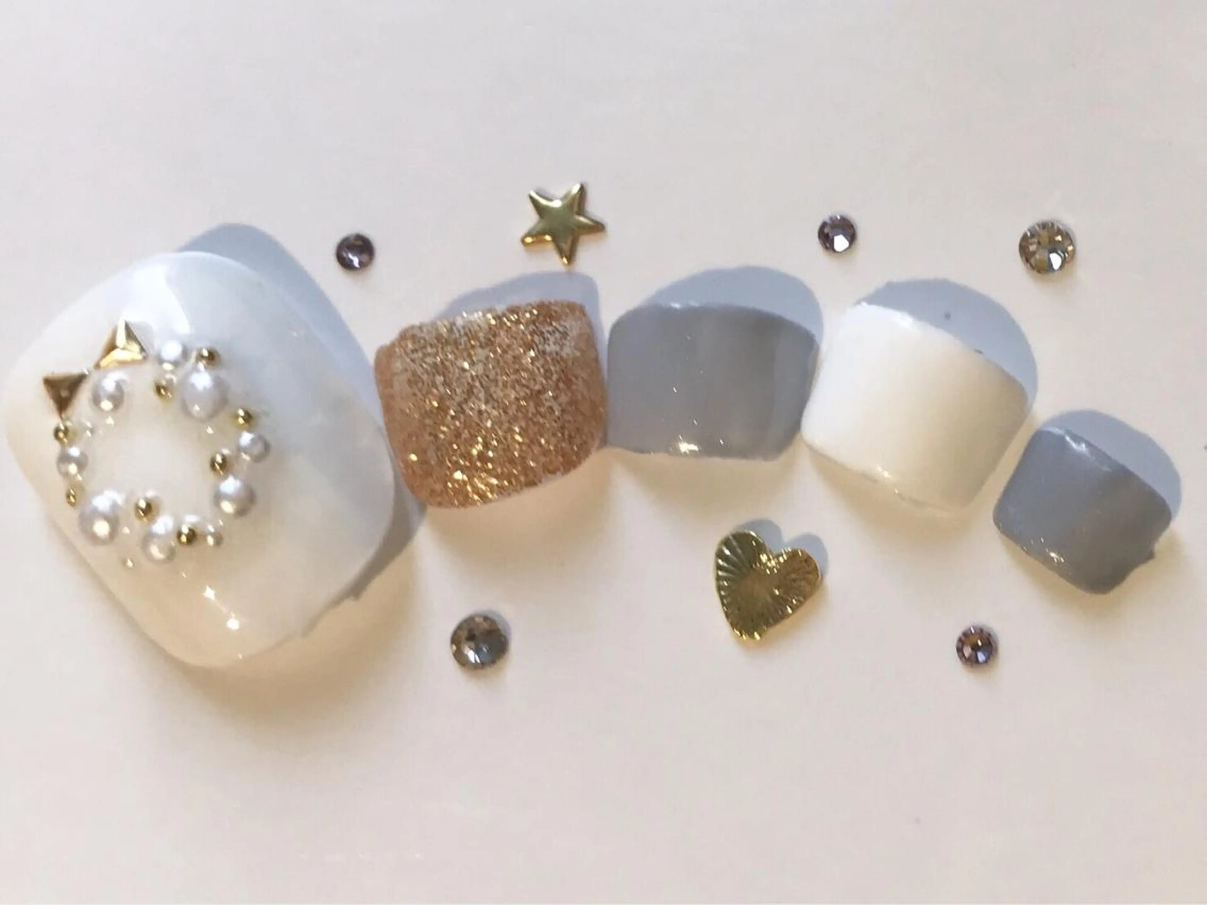 ネイル 冬ネイル クリスマス imymemine所属・渡邊 束紗のネイルデザイン