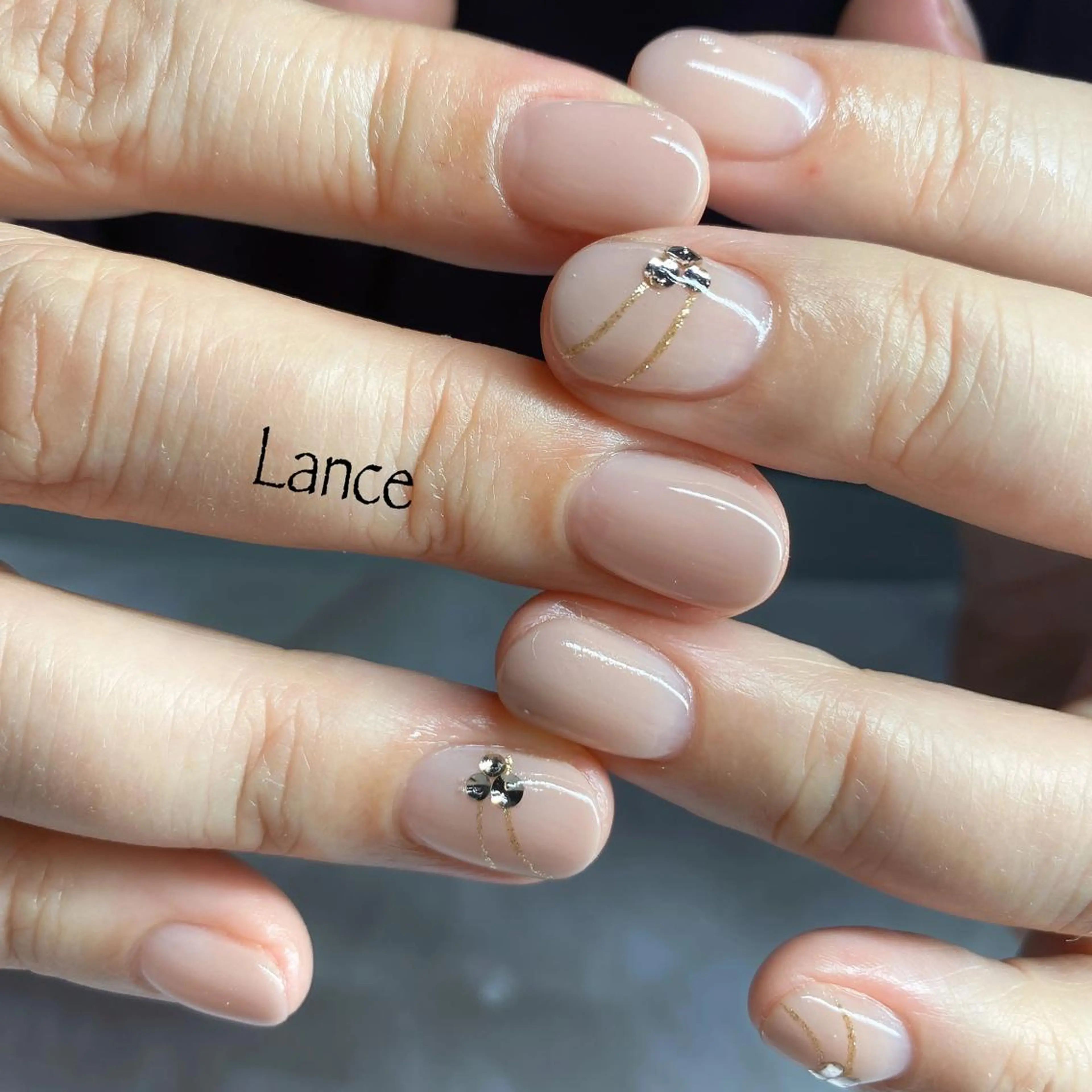ミディアム ハンドネイル Lance nailのネイルデザイン
