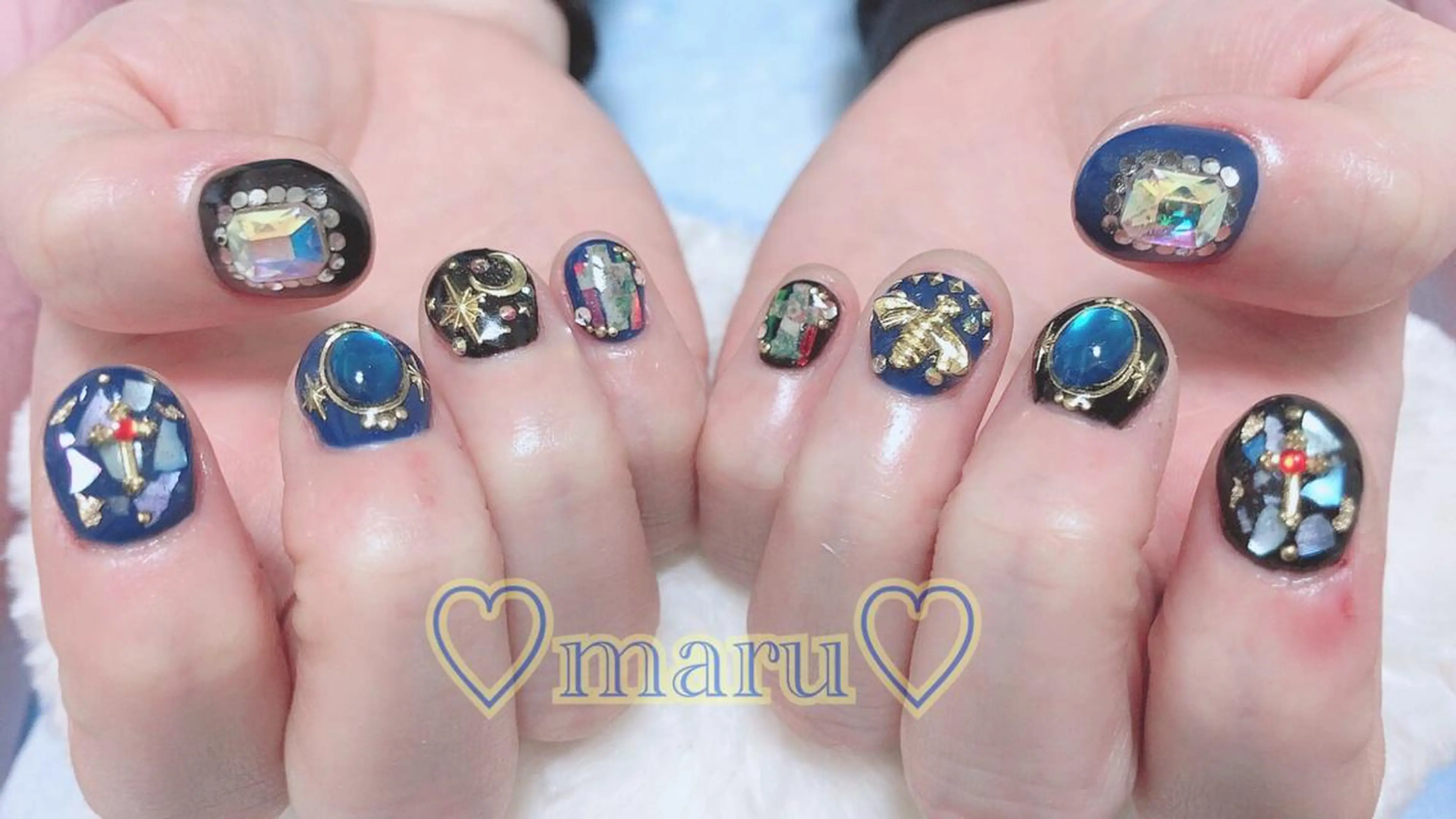 ネイル ハンドネイル フットネイル まるみ ♡のネイルデザイン