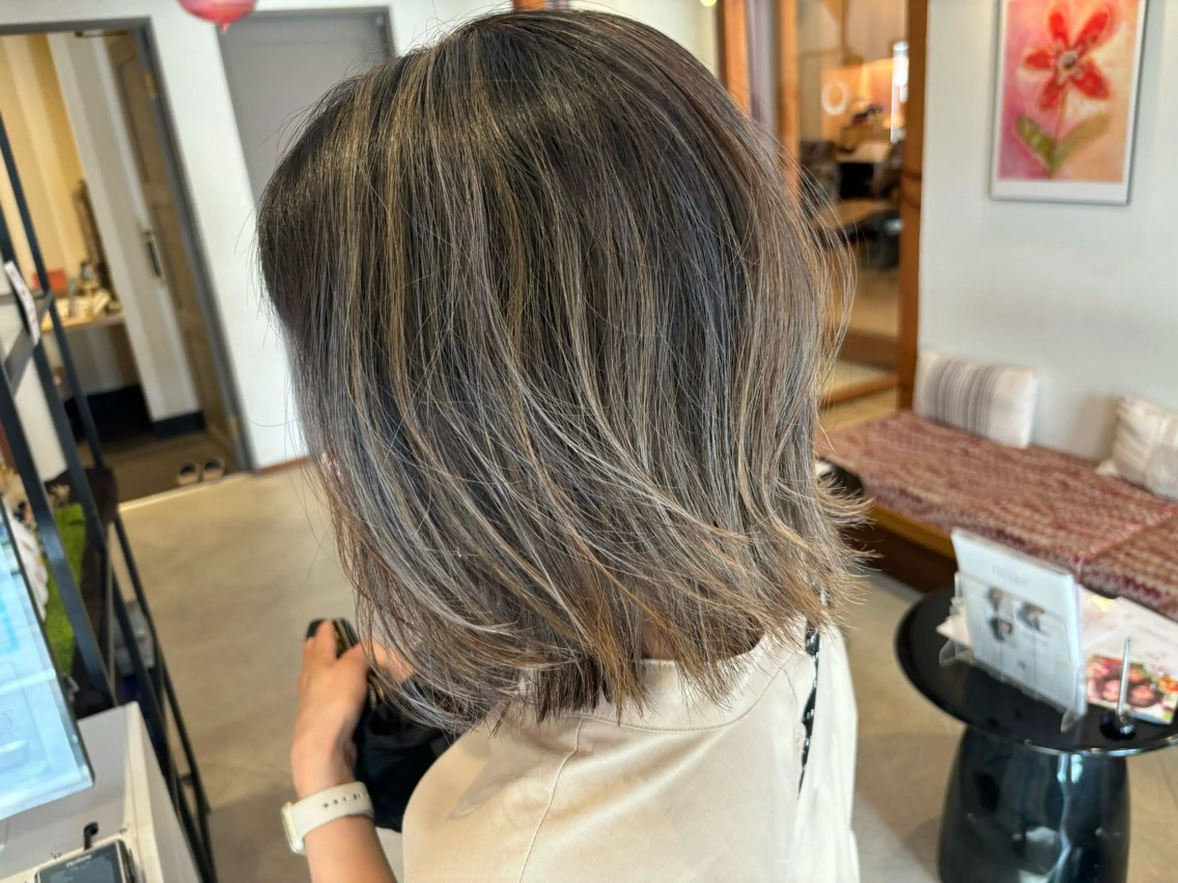 ショート カラー ハイライトカラー ボブ ハイライト カット ヘアカラー トリートメント Jill franc ＿ ayanoのヘアスタイル