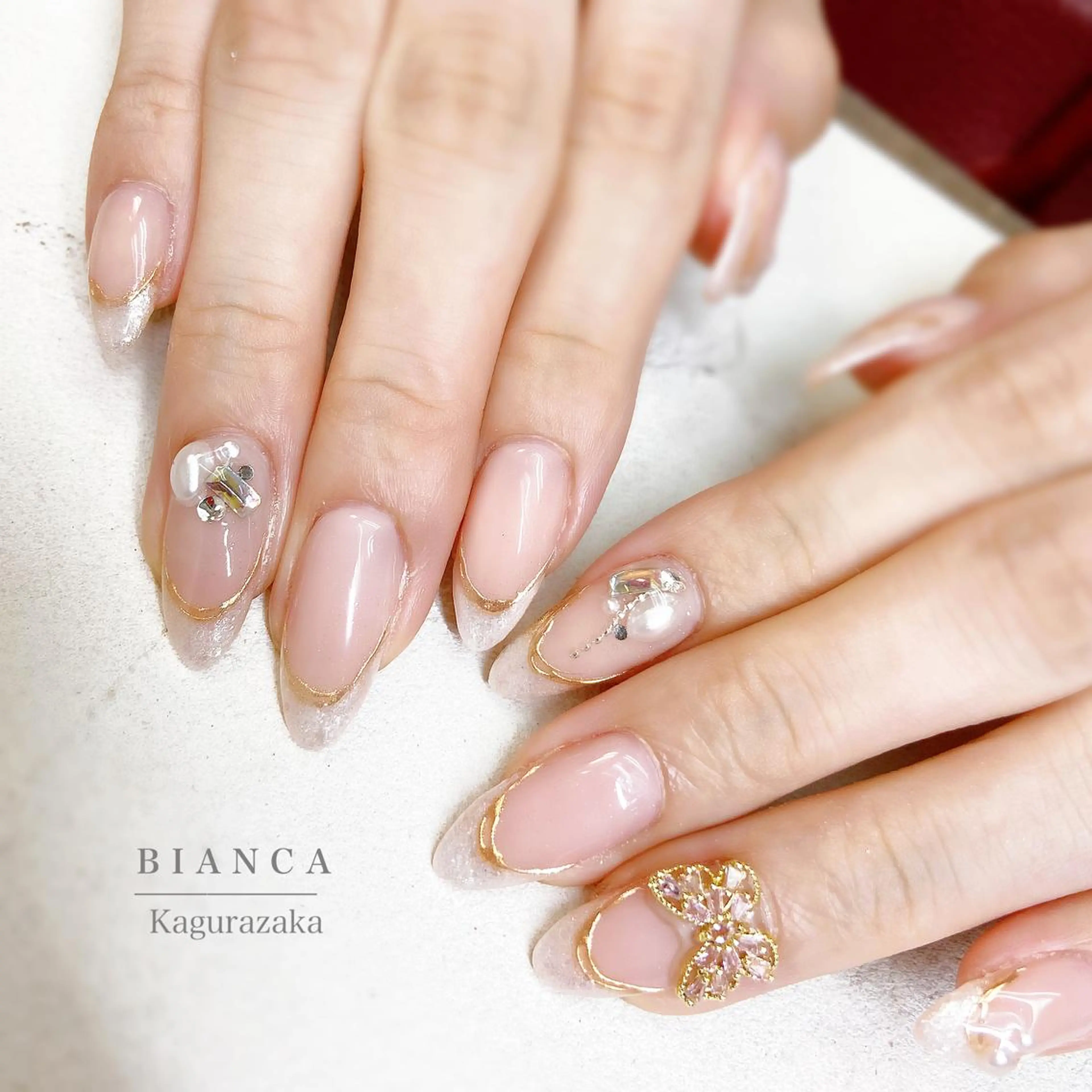 ネイル フレンチネイル ゴールド キラキラネイル ラメ(グリッター) ミラーネイル ハンドネイル BIANCA Ouchidaのネイルデザイン