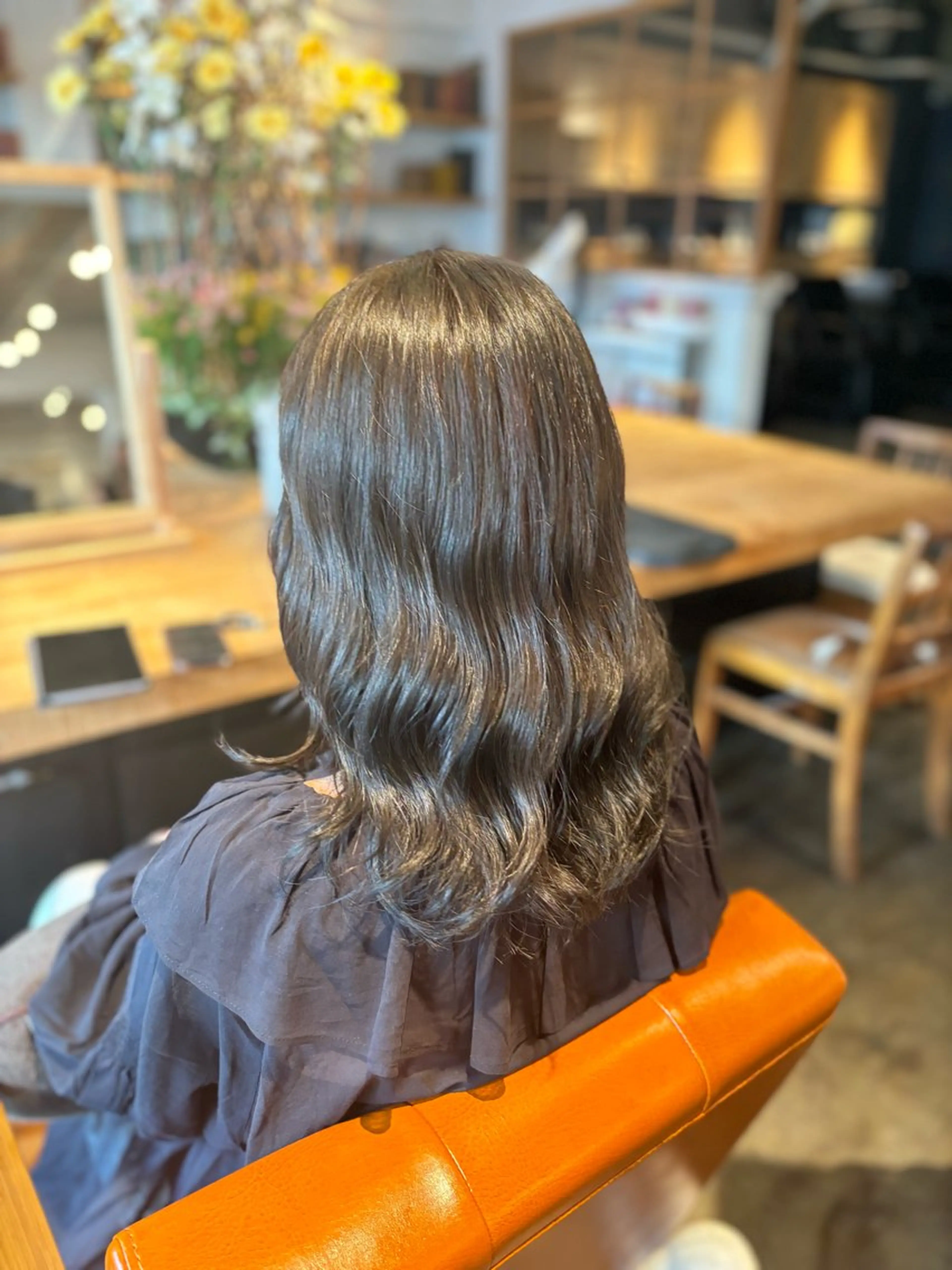 セミロング カラー 髪質改善カラー ブラウン🤎YUMEのヘアスタイル