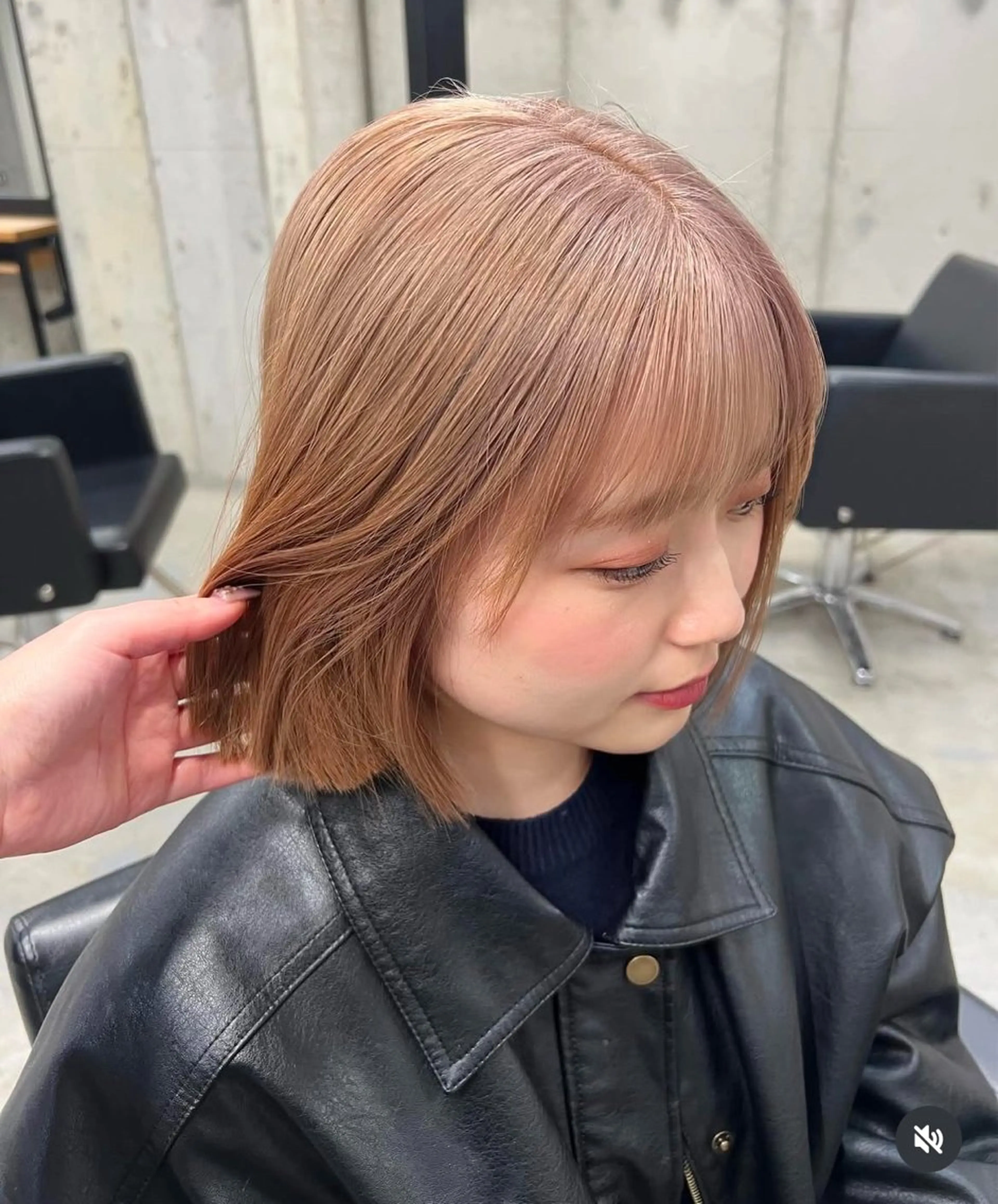 ショート ヘアカラー lafit kaedeのヘアスタイル