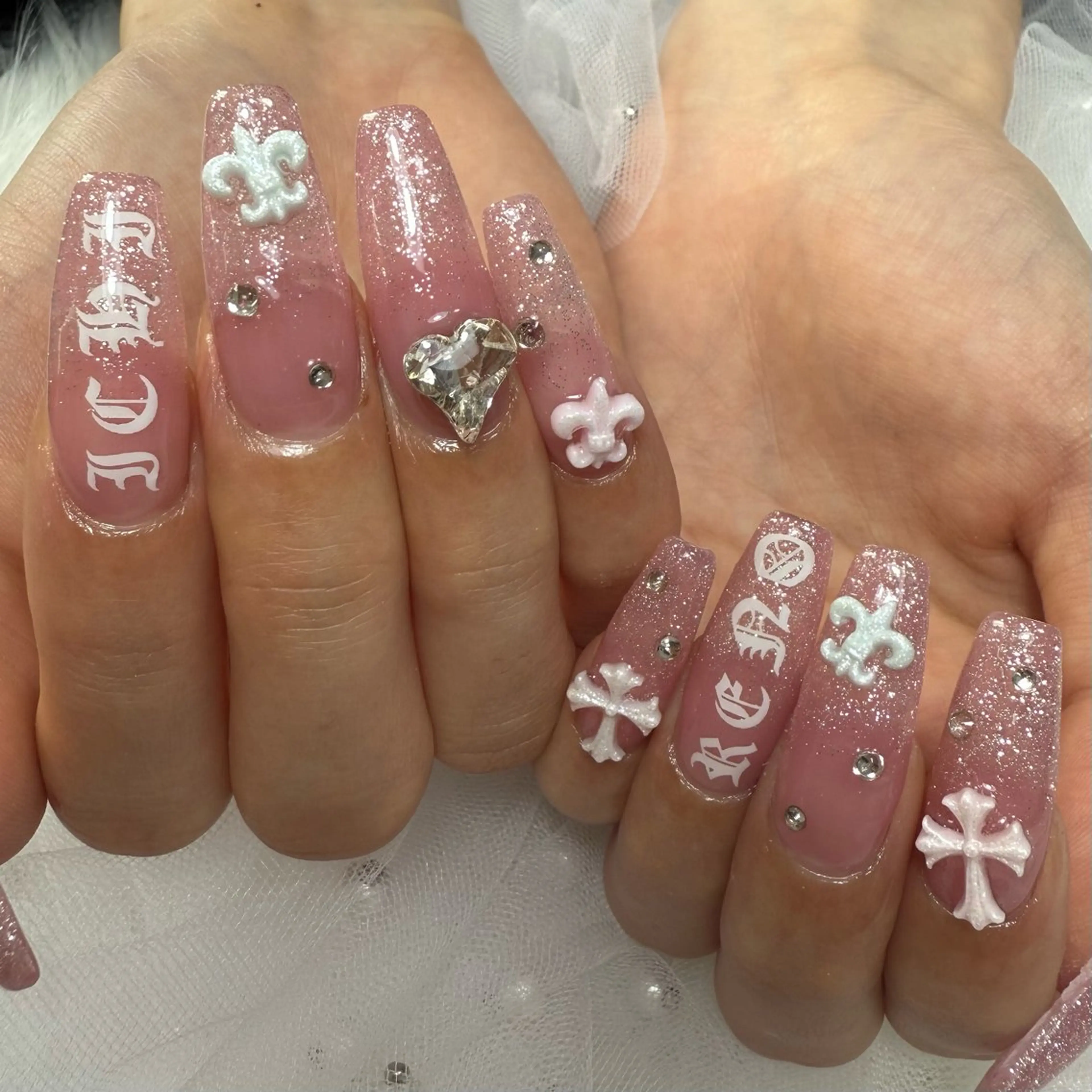 ネイル フラッシュネイル 持ち込み ピンク ハンドネイル L'ino nailのネイルデザイン