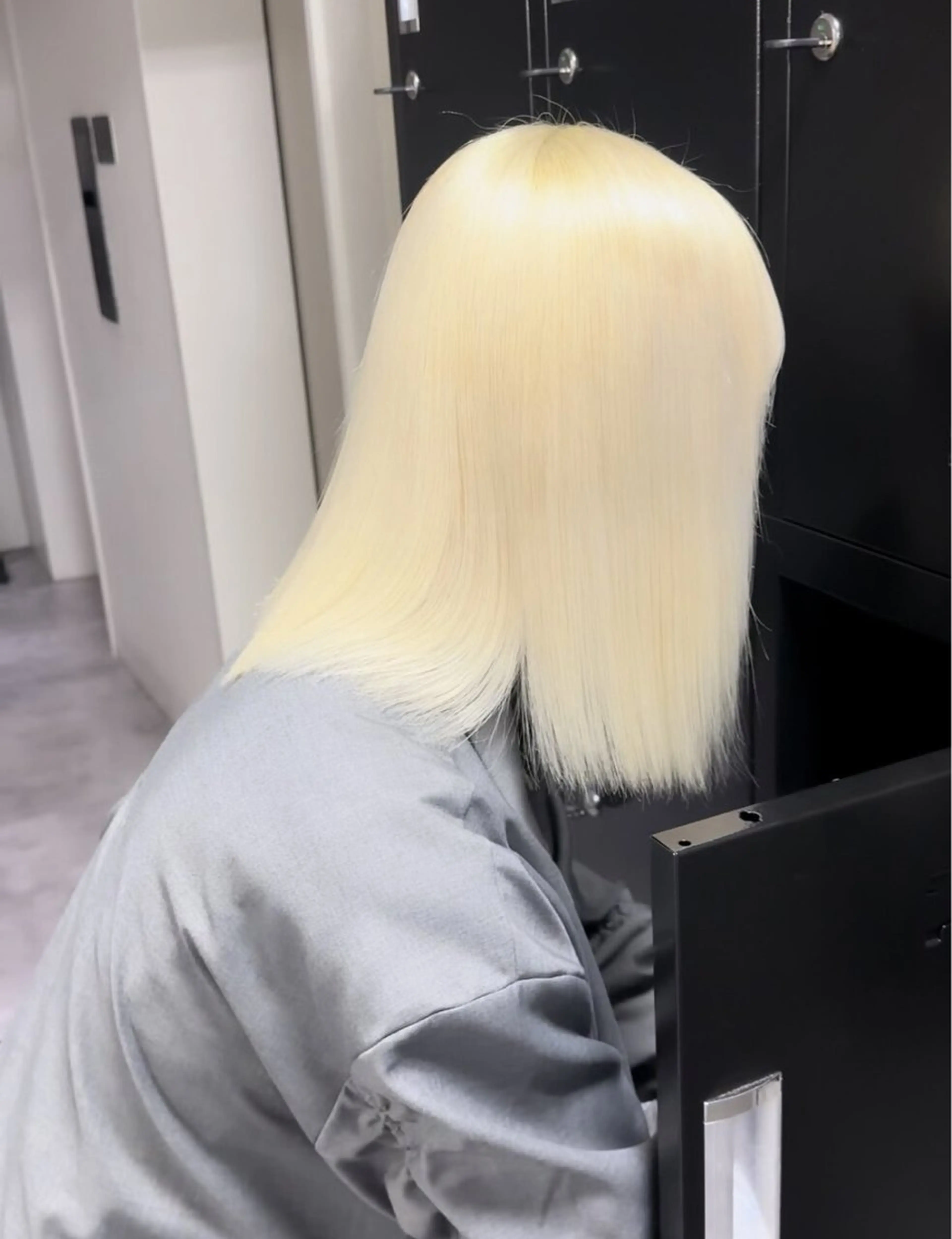 ミディアム カット ヘアカラー Maison所属・Maison髪質改善 ブリーチ/ハイライトのヘアスタイル