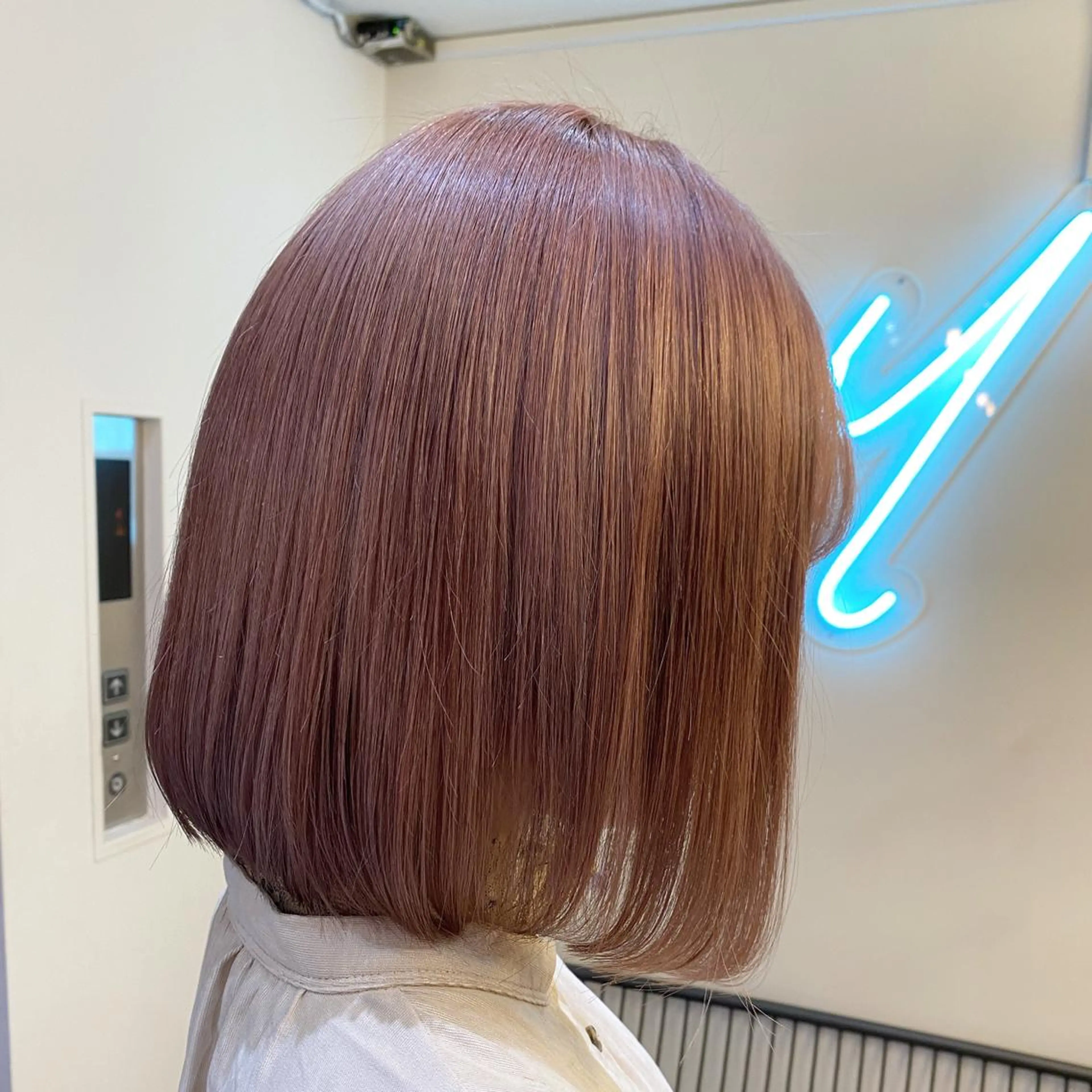 ミディアム ショートボブ ボブ 髪質改善 縮毛矯正 トリートメント ヘアカラー トリートメント 艶ピンク*ヘアセット 🌙shioriのヘアスタイル