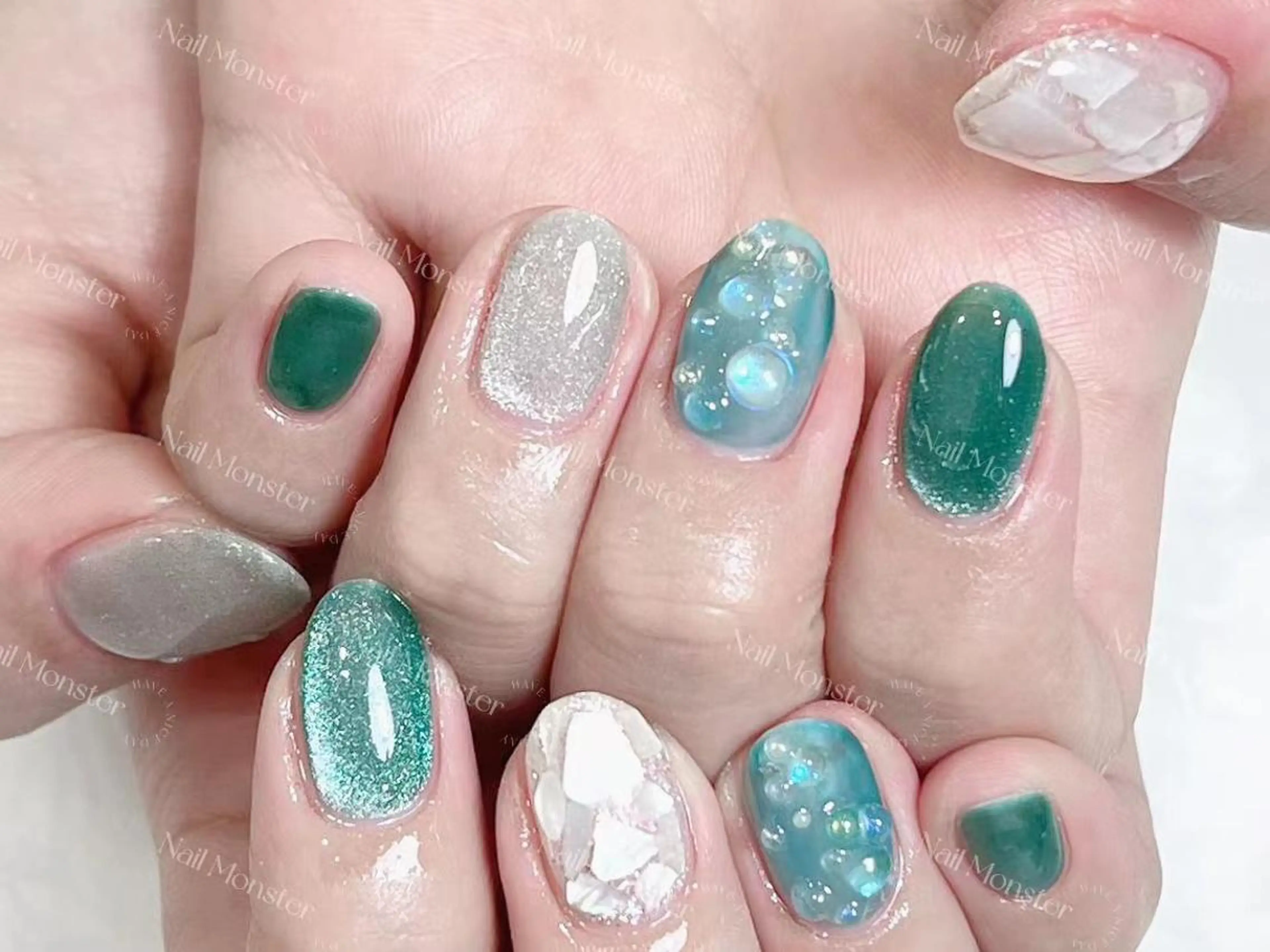 ネイル ハンドネイル yu ri 🌹のネイルデザイン