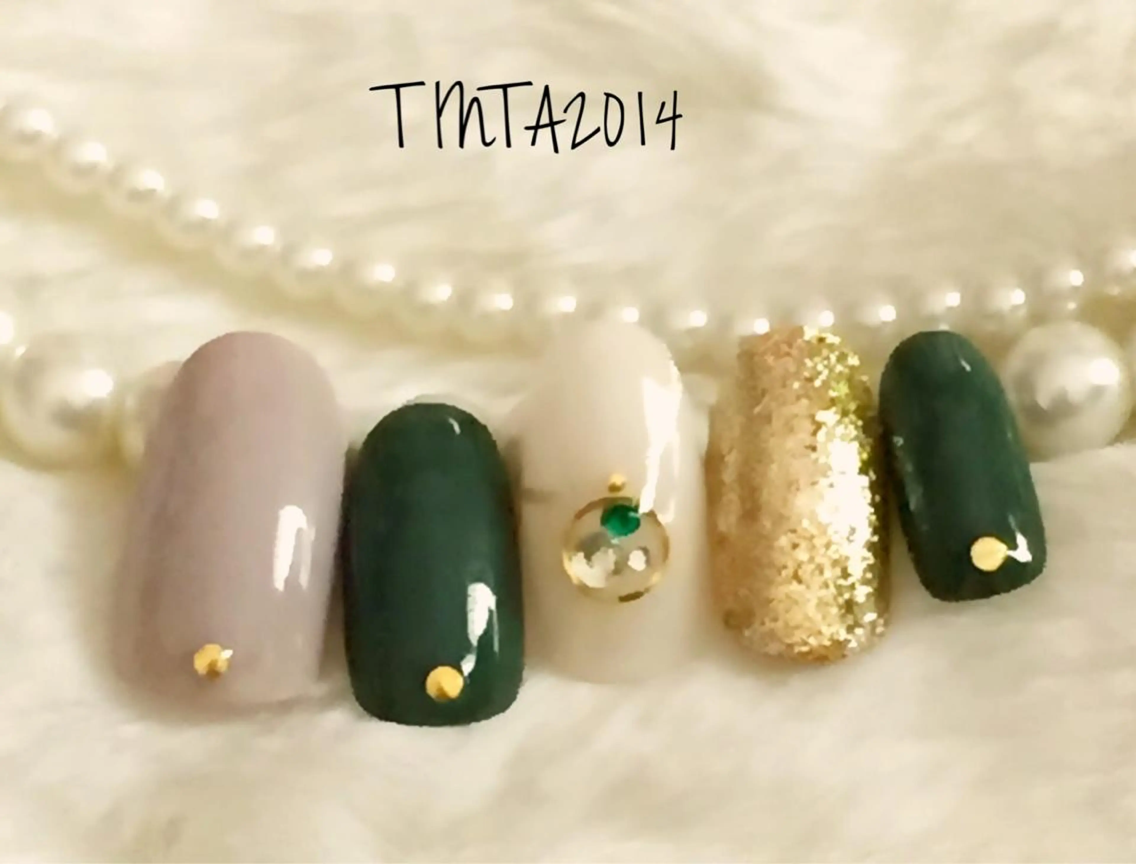 ネイル グリーン 冬ネイル ネイルサロン ティンタ所属・馬場 典子のネイルデザイン
