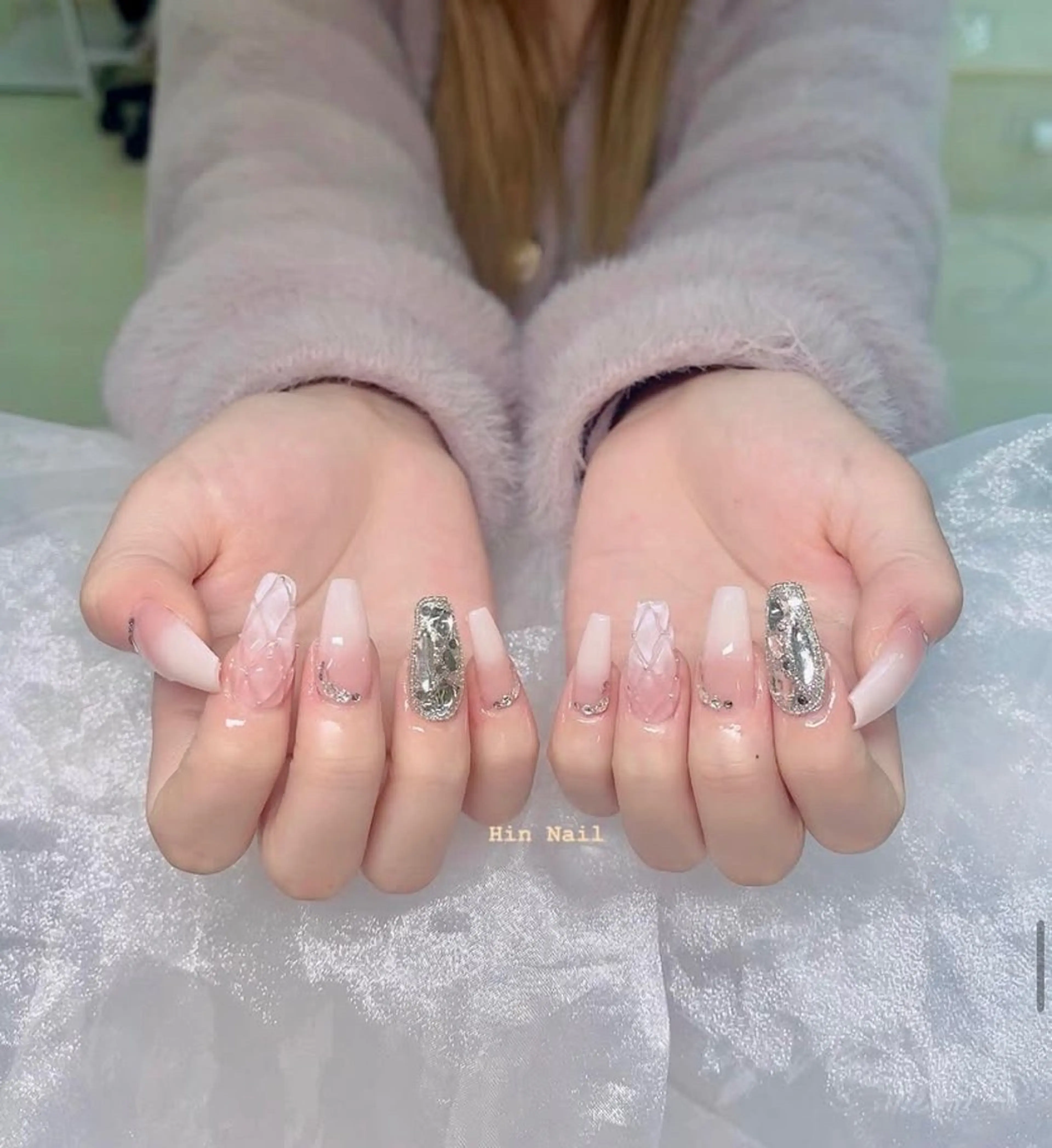 ネイル Hin Nail Osaka所属・Hin Nailsのネイルデザイン