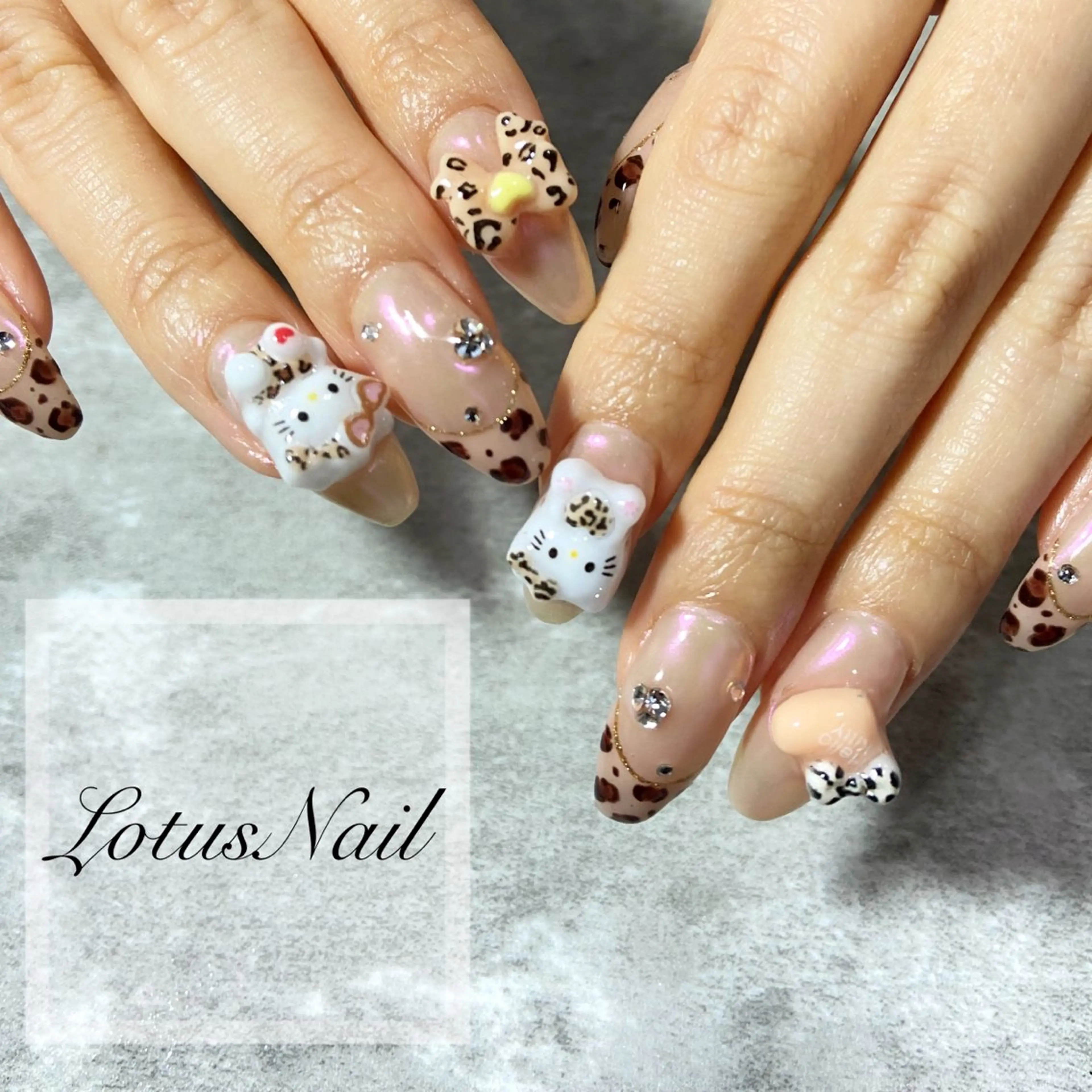 ネイル ハンドネイル Lotus Nailのネイルデザイン