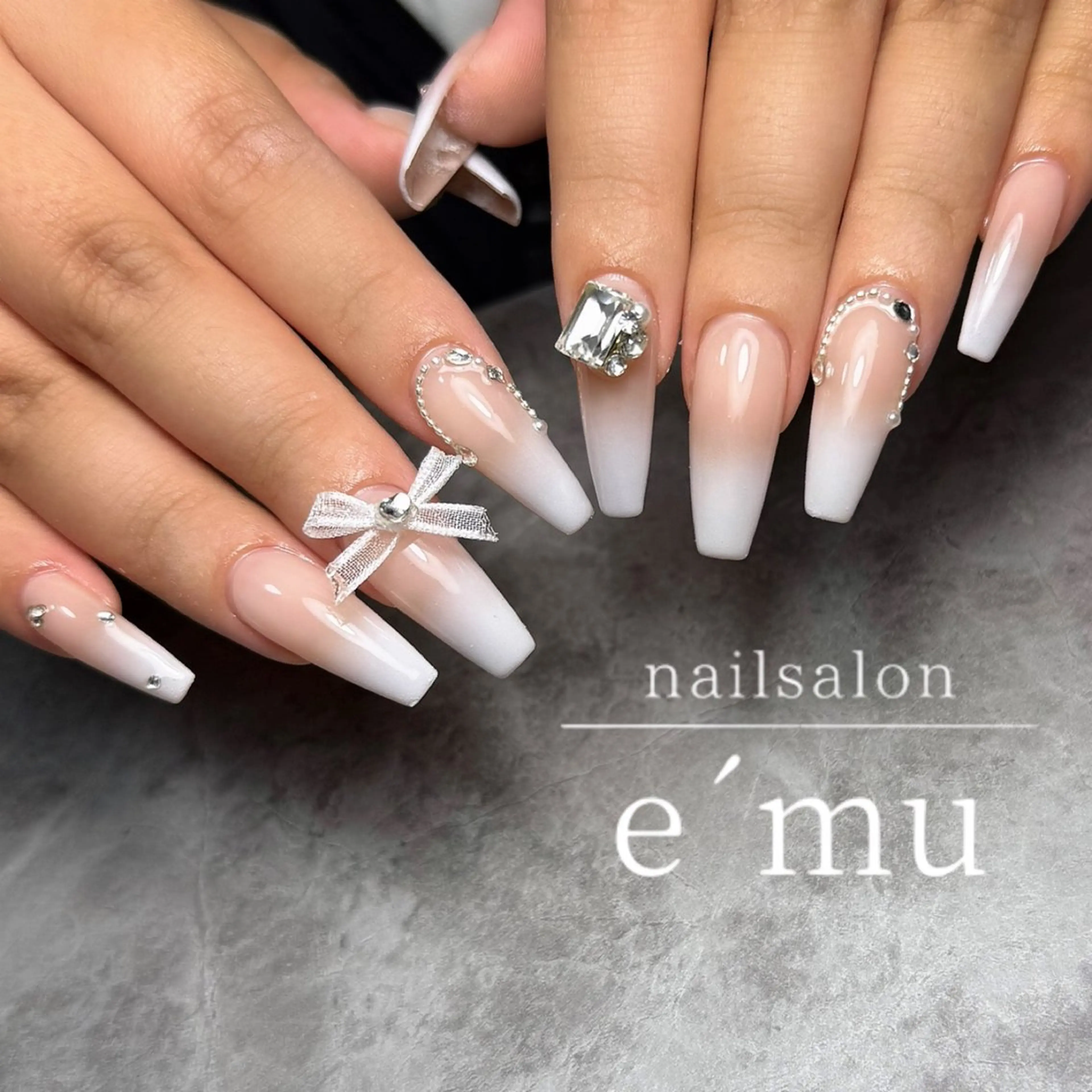 ネイル ハンドネイル nailsalon e´muのネイルデザイン