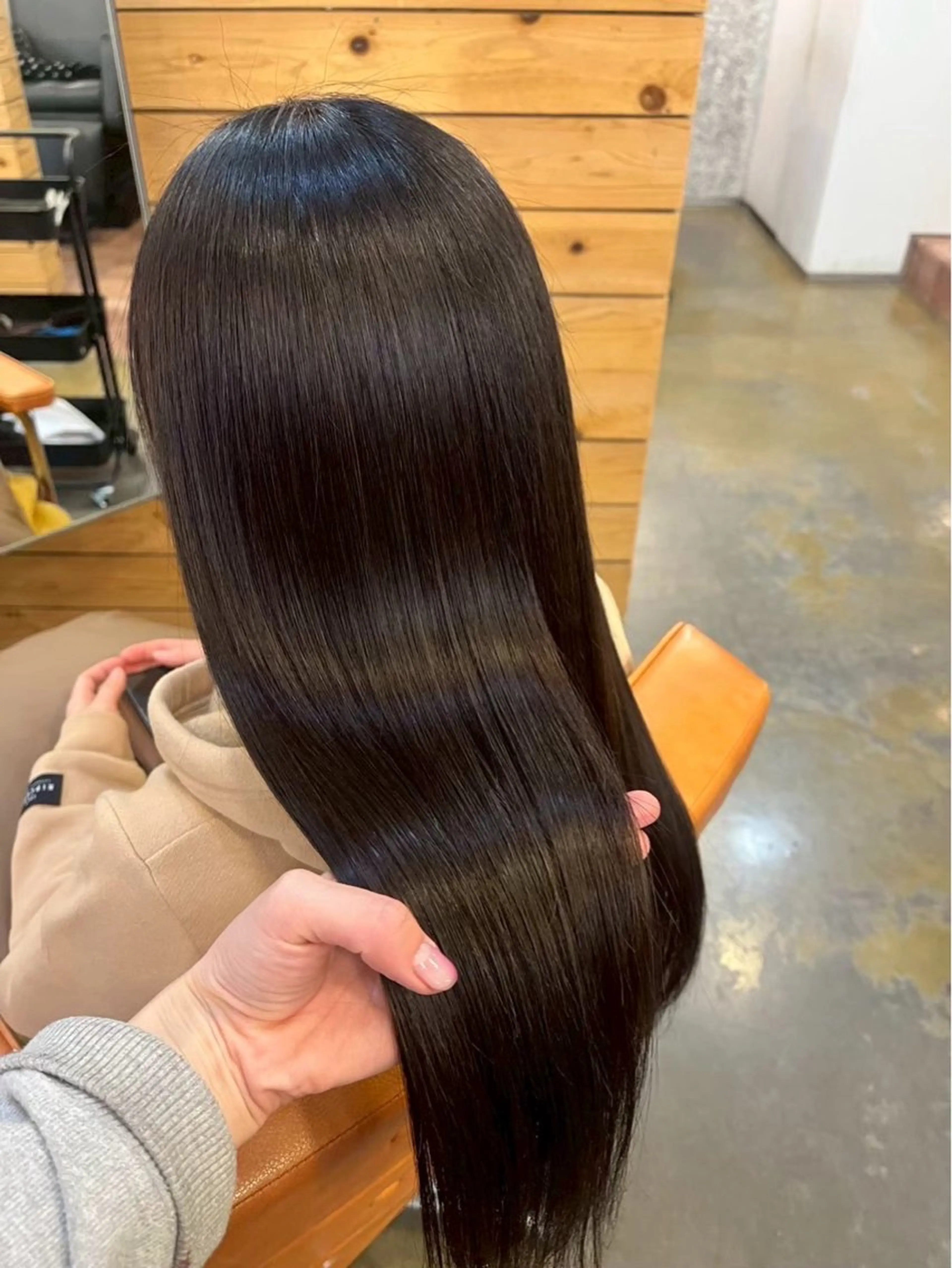 カラー カット ヘアカラー 村岡 寿々乃のヘアスタイル