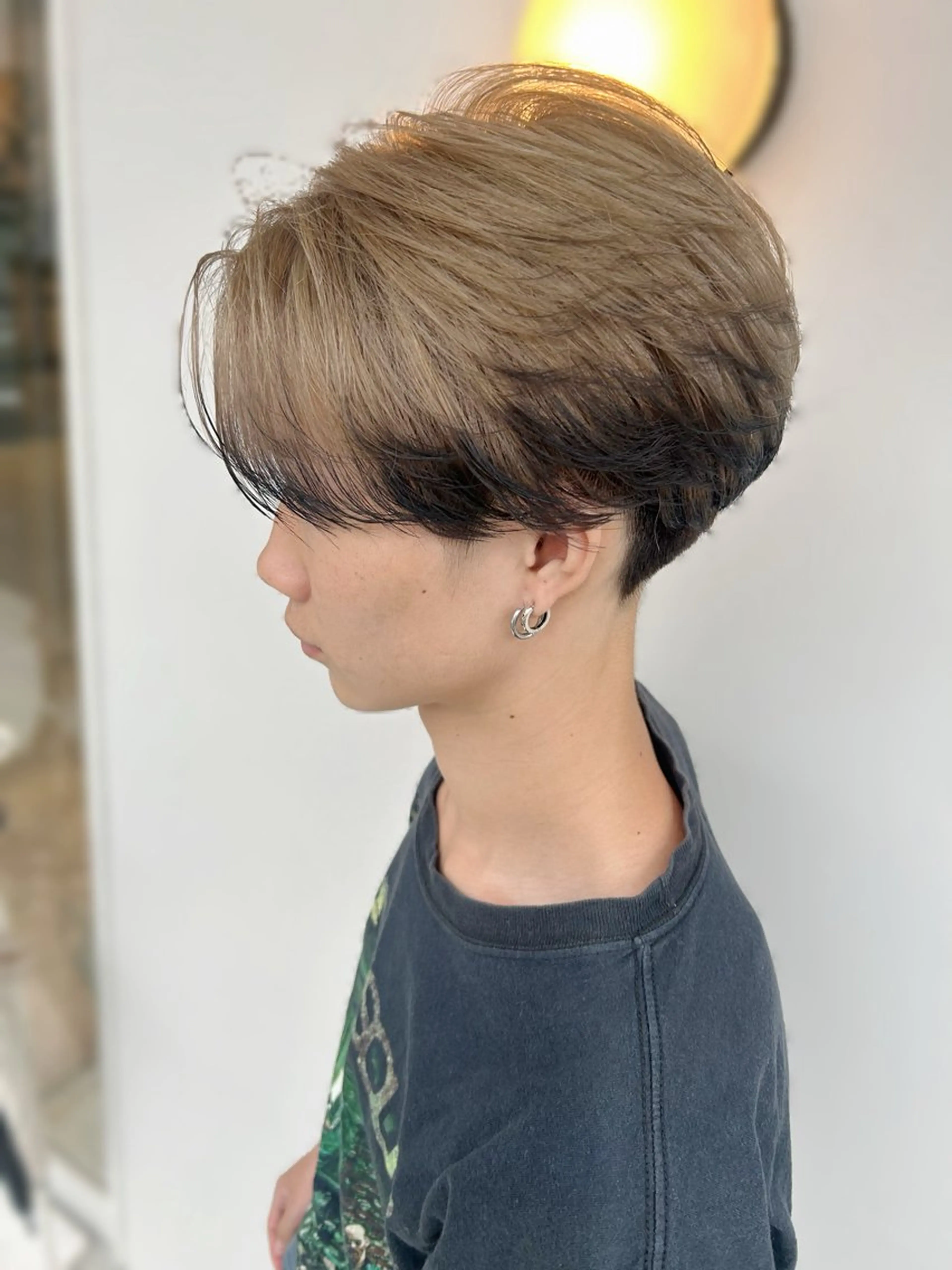 ショート メンズ ヘアカラー 💎韓国カラー Giness坂下巧のヘアスタイル