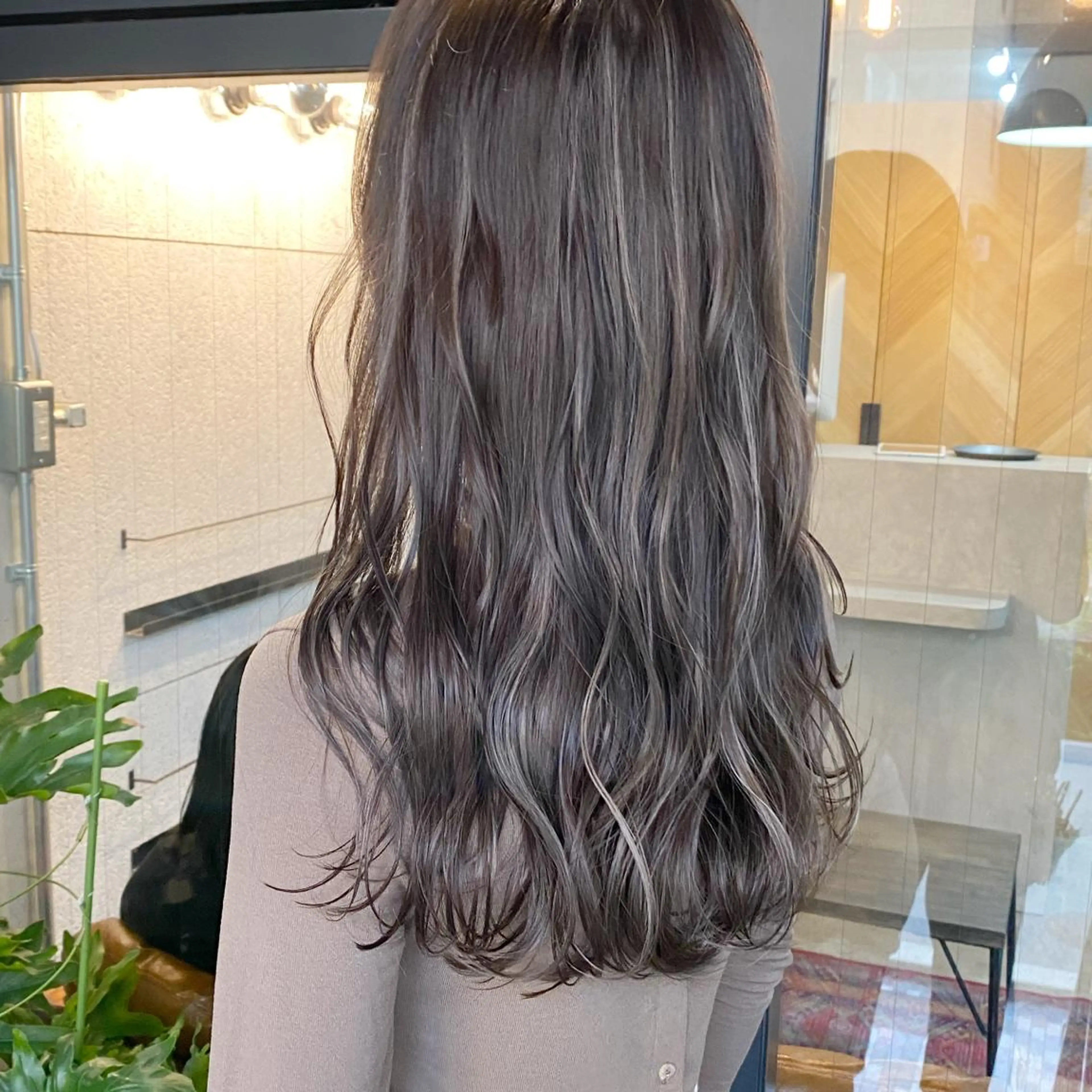 ショート カラー ネイル マツエク・マツパ ハイライトカラー ハイライト 中山 天地のヘアスタイル