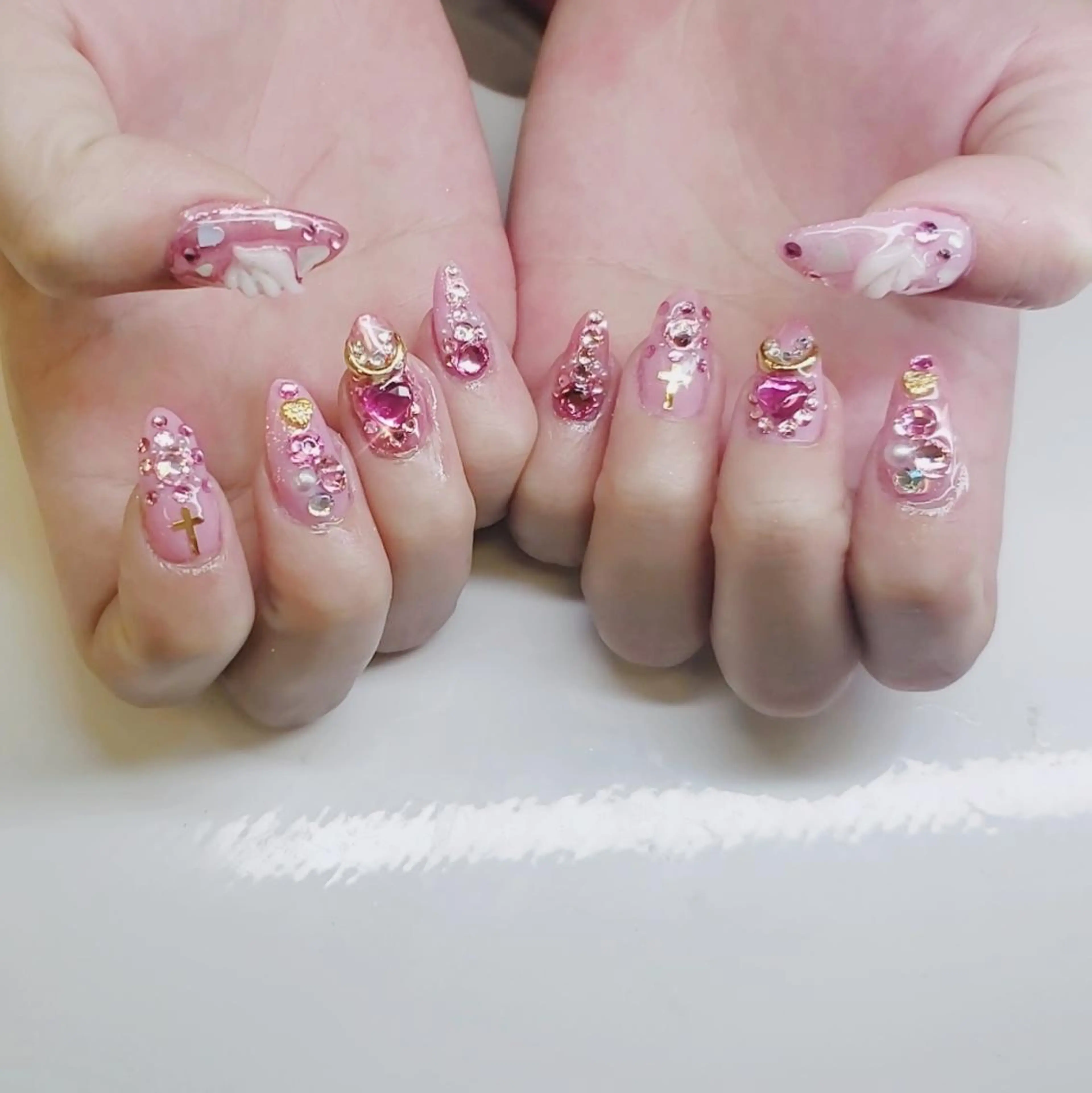 ネイル キラキラネイル クロキ 。のネイルデザイン