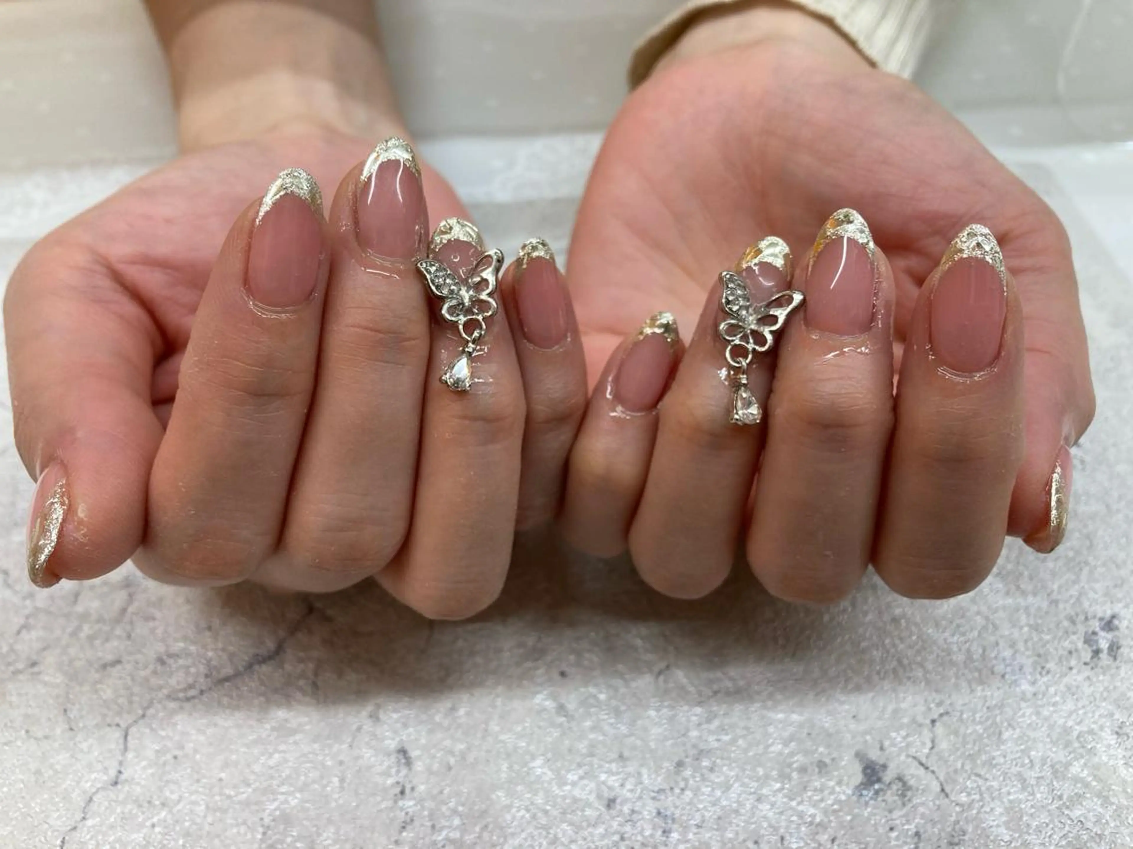 ネイル フレンチネイル ガラスフレンチ Maple所属・Maple saronのネイルデザイン