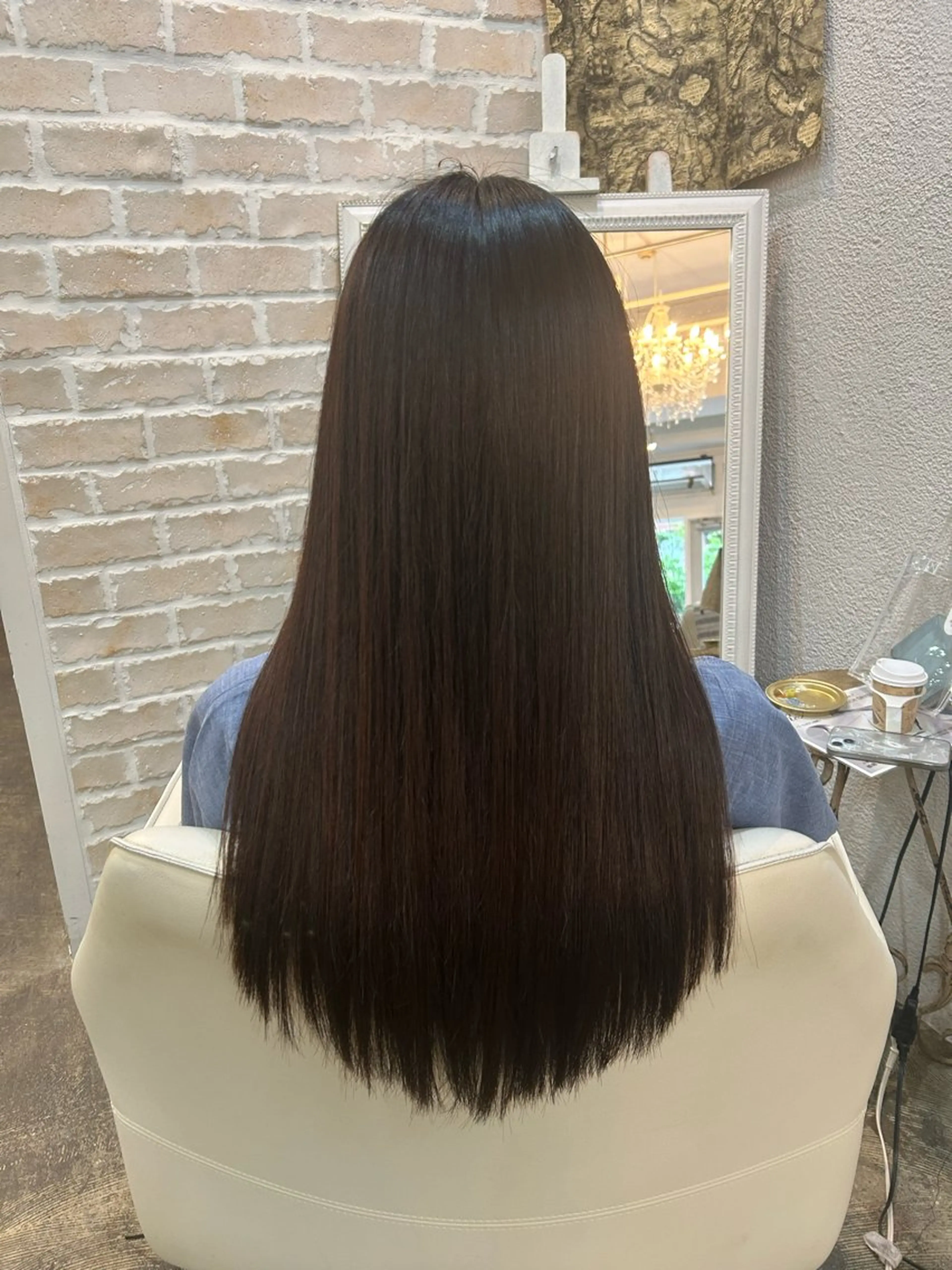 ロング パーマ 小磯 維織のヘアスタイル