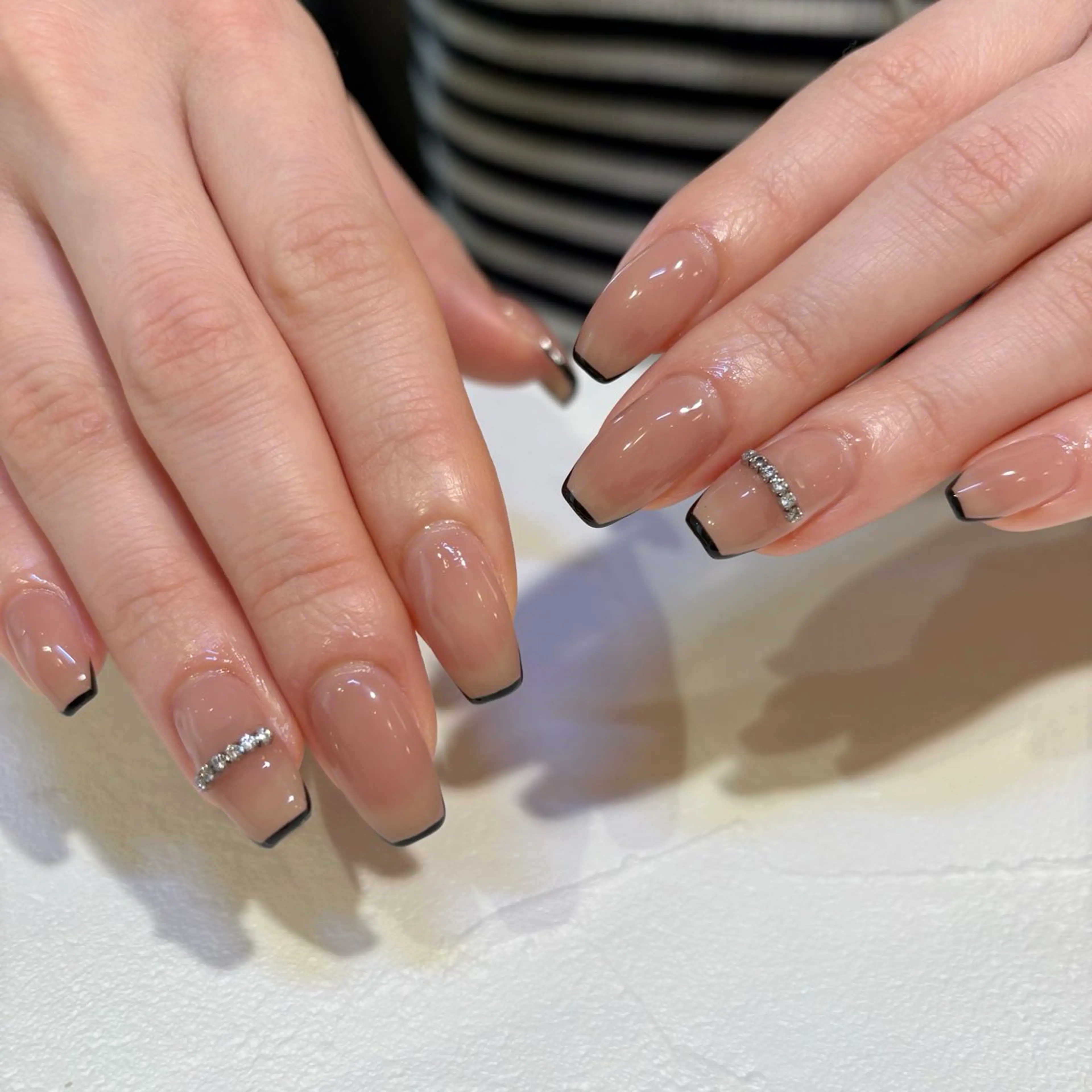 ネイル ハンドネイル 鈴木 里奈のネイルデザイン