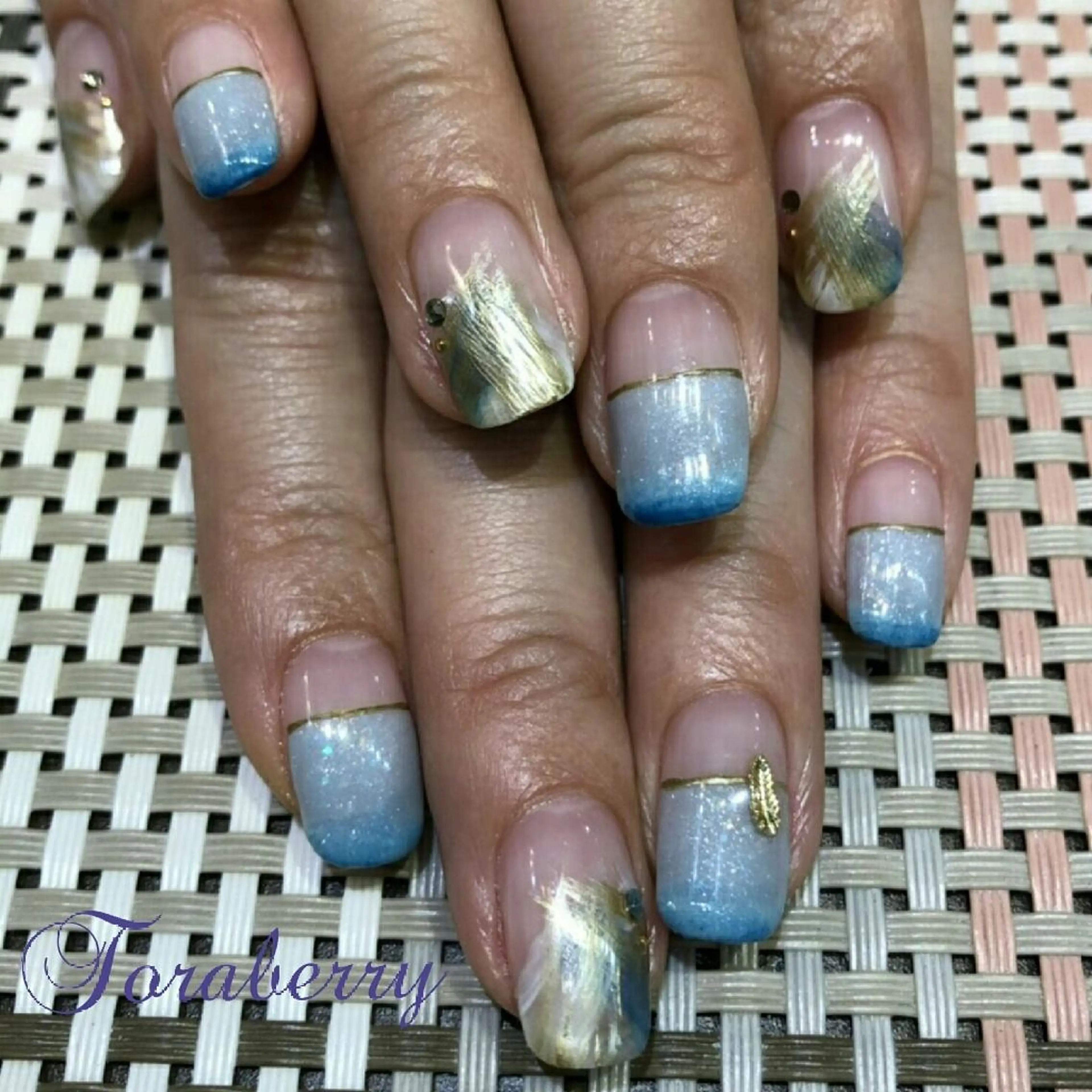 ネイル ハンドネイル ネイリスト なつみのネイルデザイン