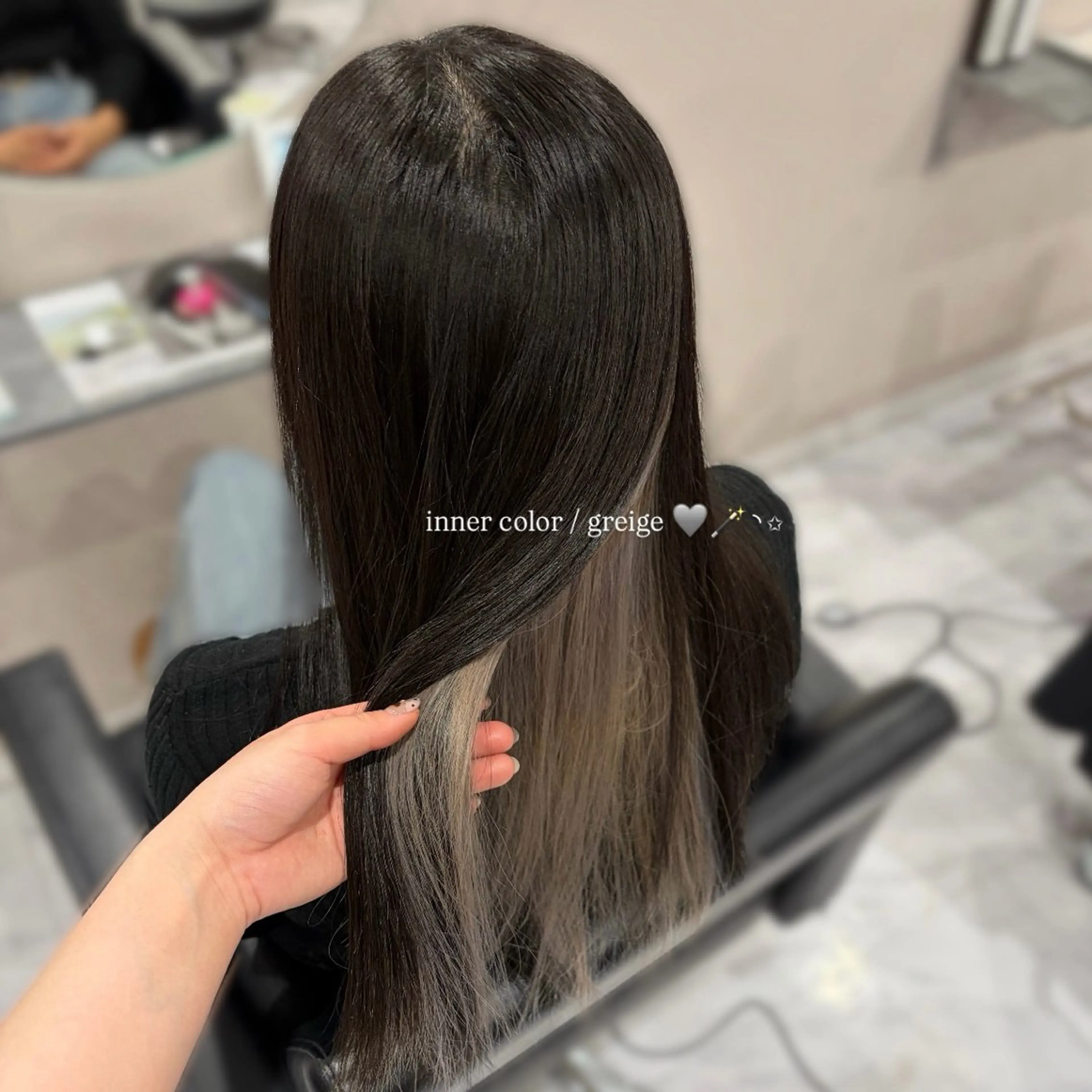 ロング カラー ヘアカラー 透明感カラー🪼🩵 𝐑𝐢𝐧のヘアスタイル