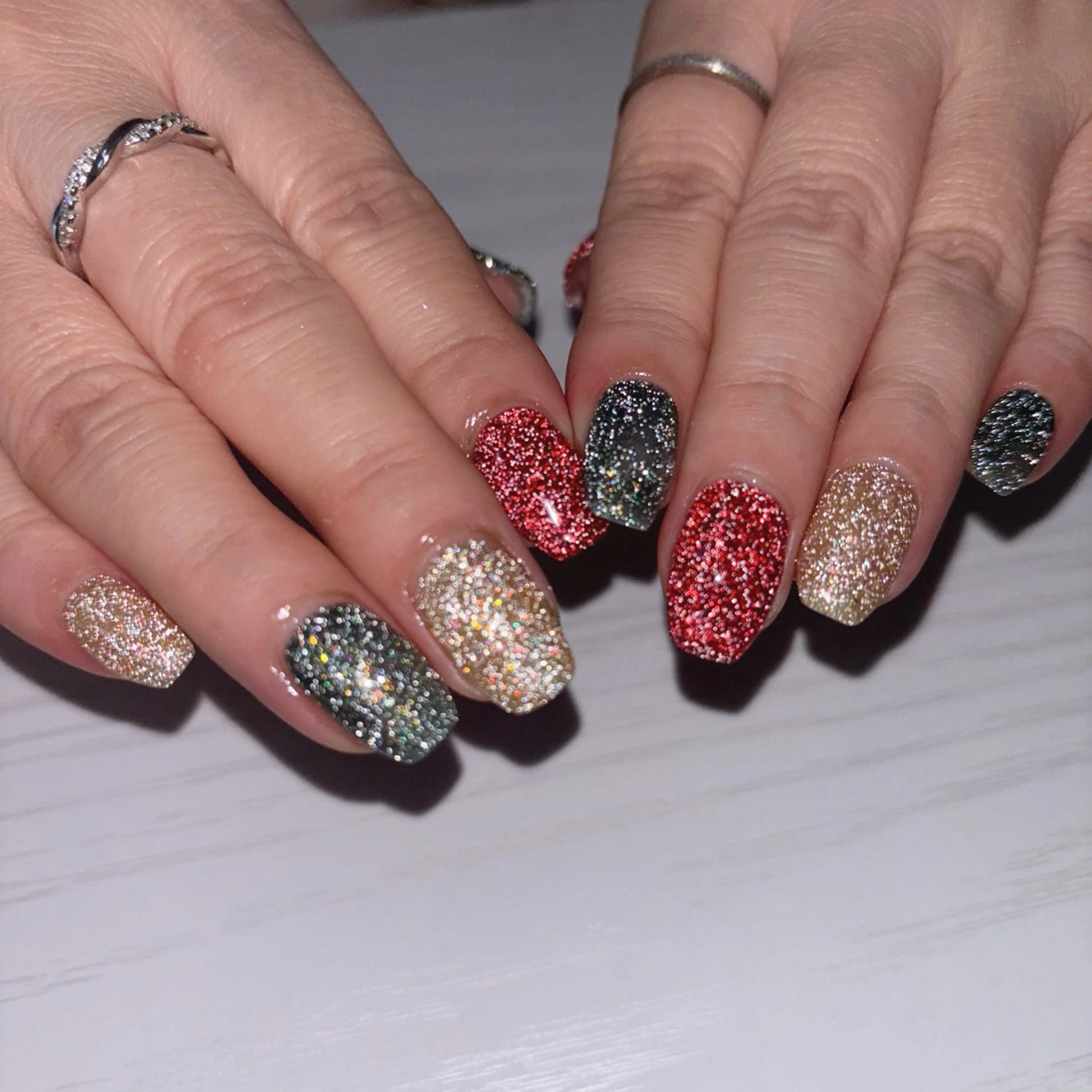 ネイル ハンドネイル STELLA ✩のネイルデザイン