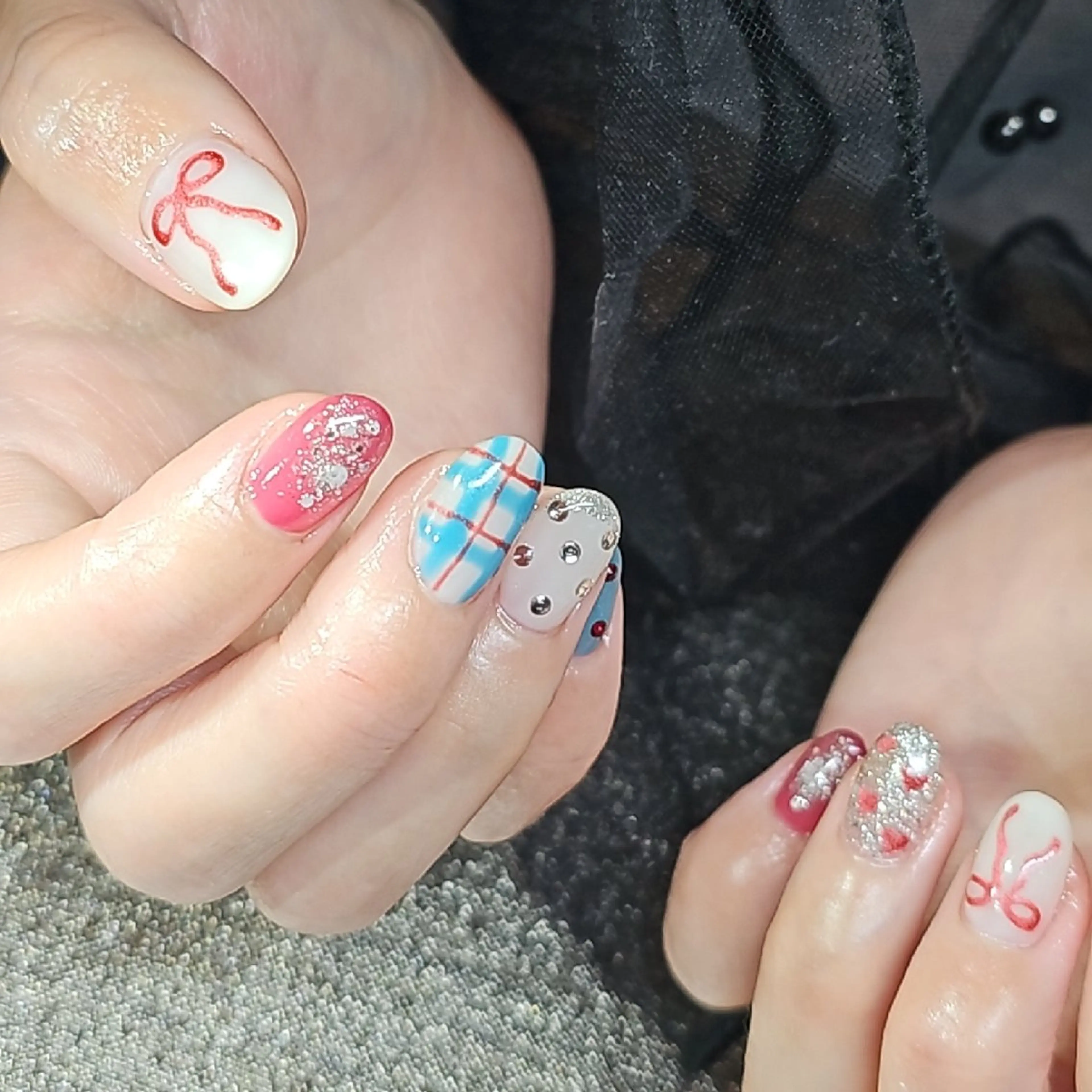 ネイル ハート 持ち込み リボン salon de Princess所属・salon de  Princessのネイルデザイン