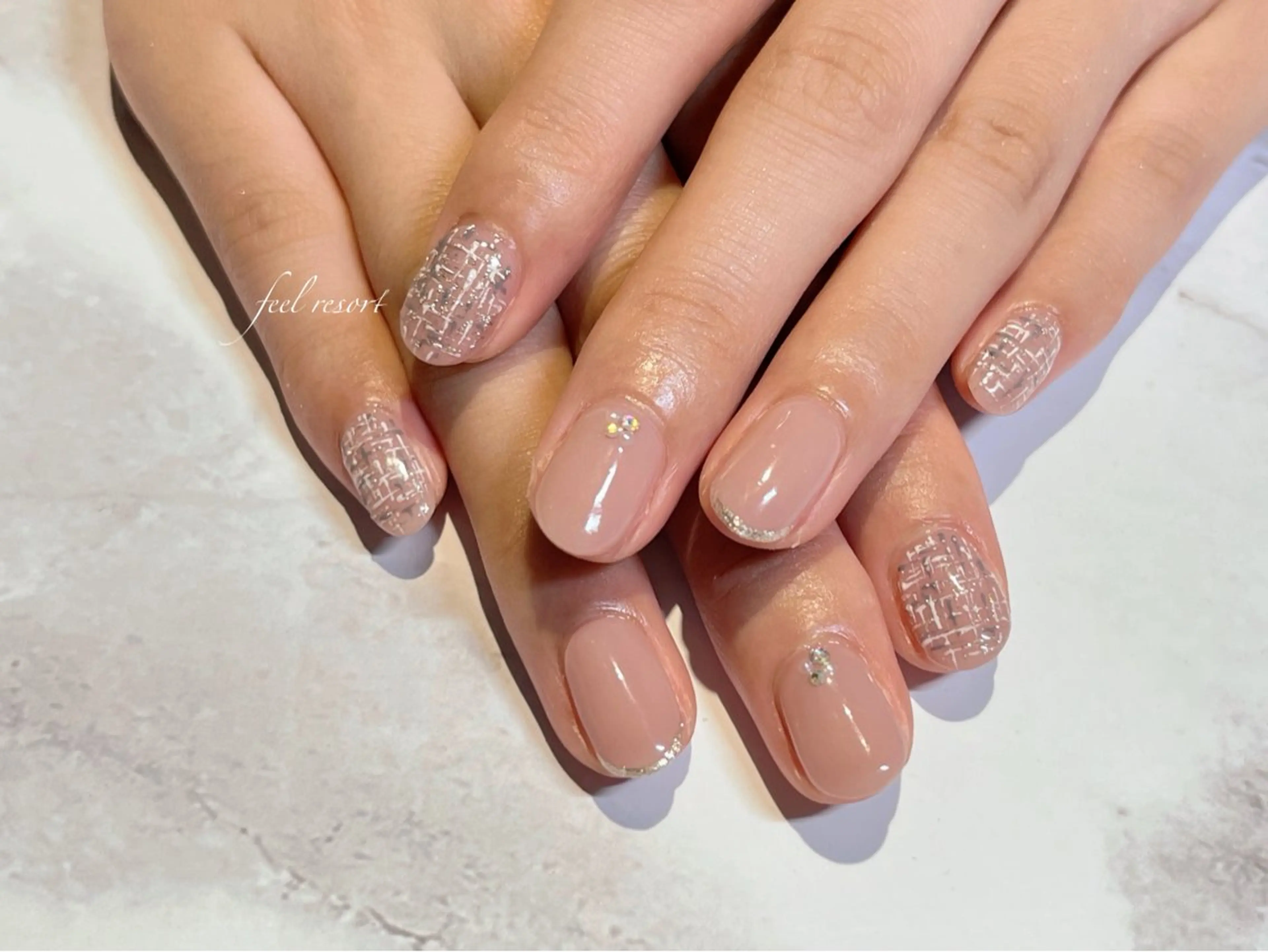 ネイル 長さ出し フットネイル フレンチネイル ジェルネイル ガラスフレンチ ハンドネイル Lien（リアン） 銀座駅6分のネイルデザイン