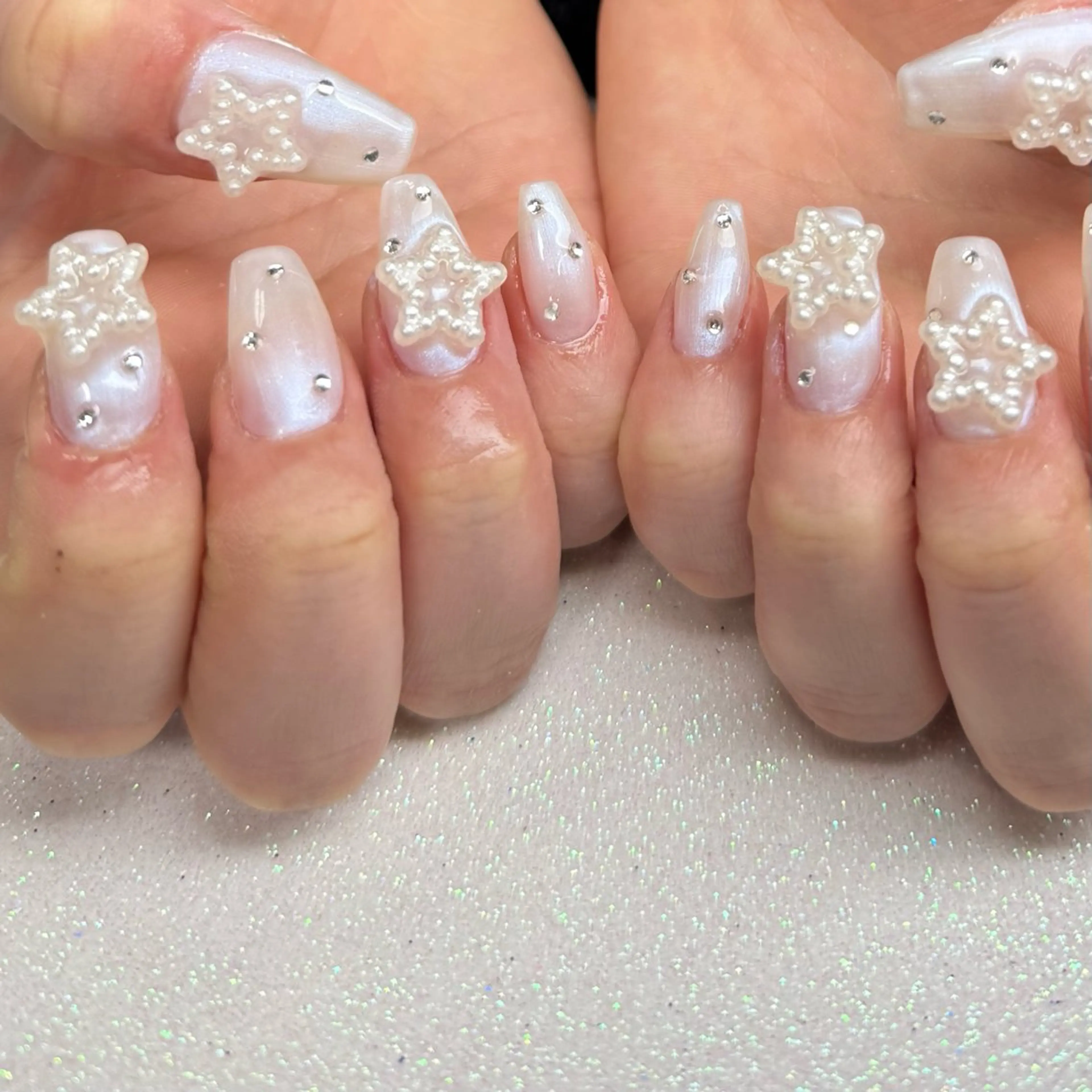 ネイル ハンドネイル VIERU 🌈🎀💖のネイルデザイン