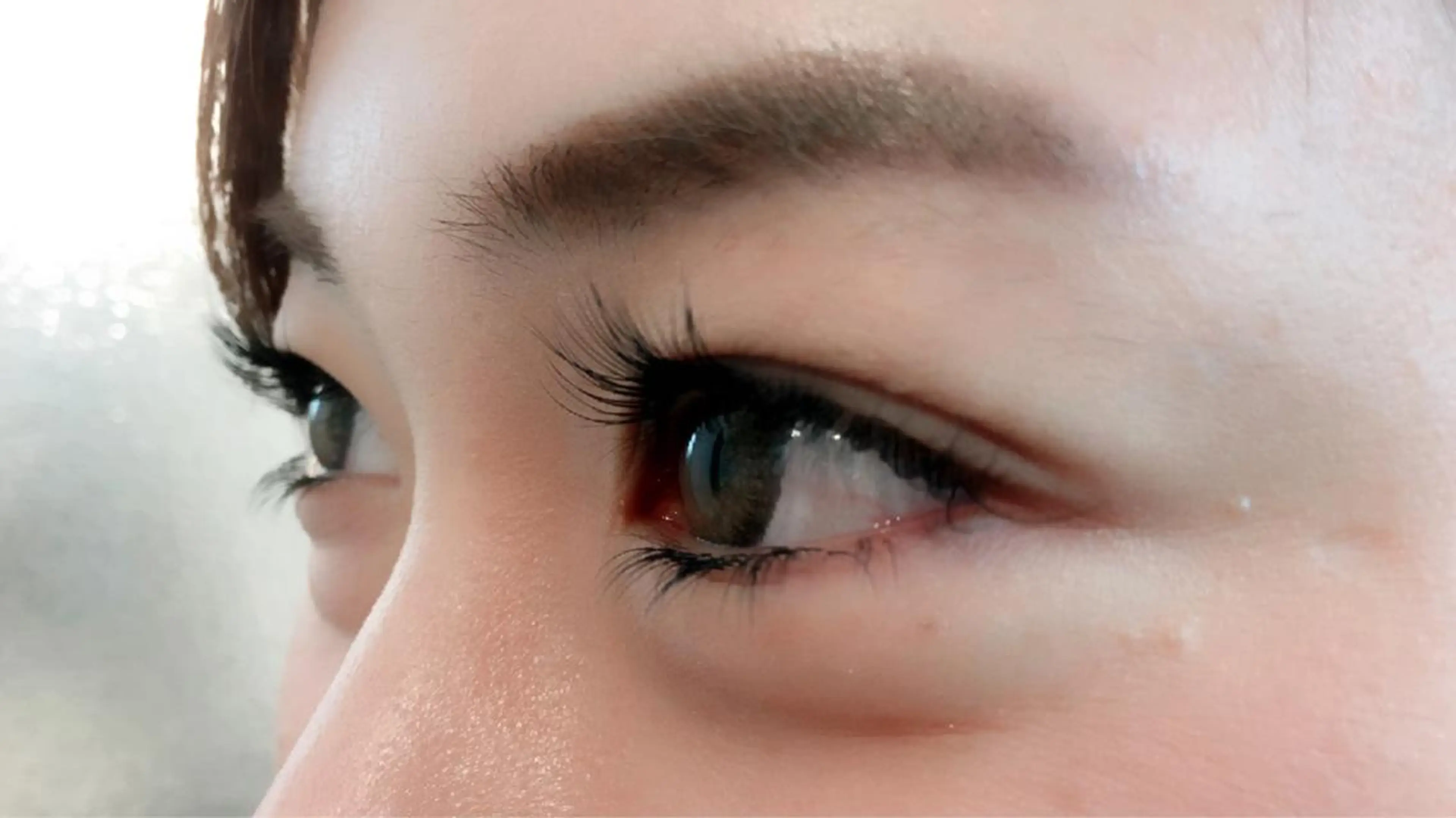 マツエク・マツパ 🥚sumire🥚 アイデザイナーの眉毛・アイブロウイメージ