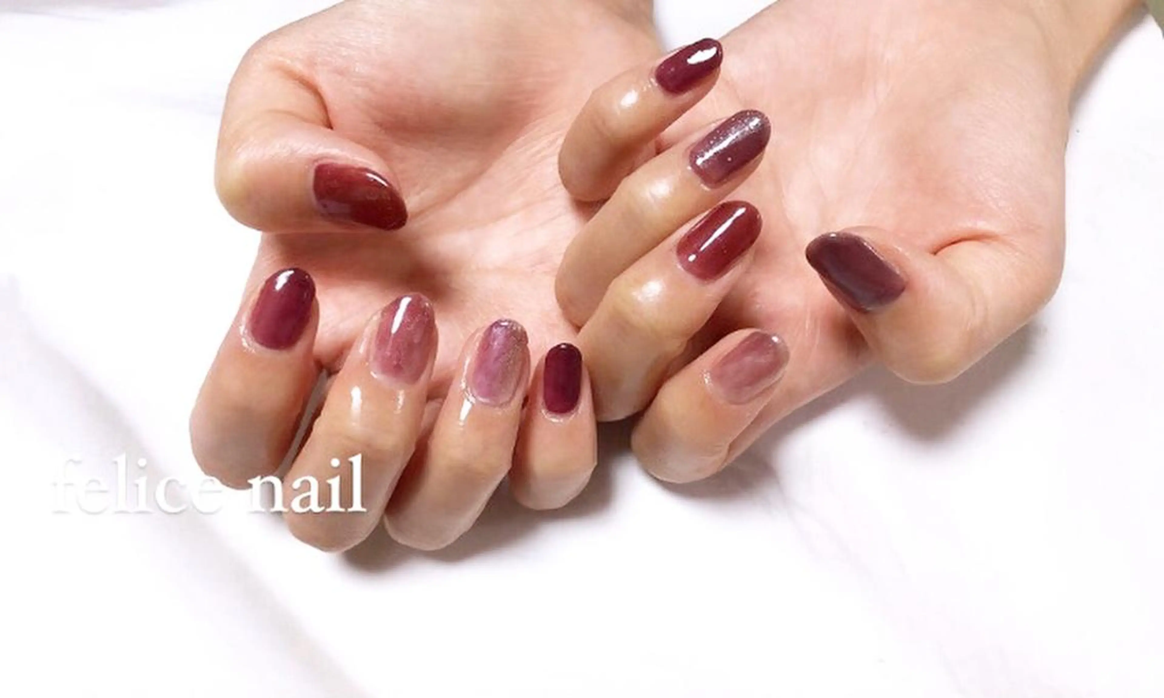ネイル ゴールド ラメ(グリッター) ニュアンスネイル felice nailのネイルデザイン