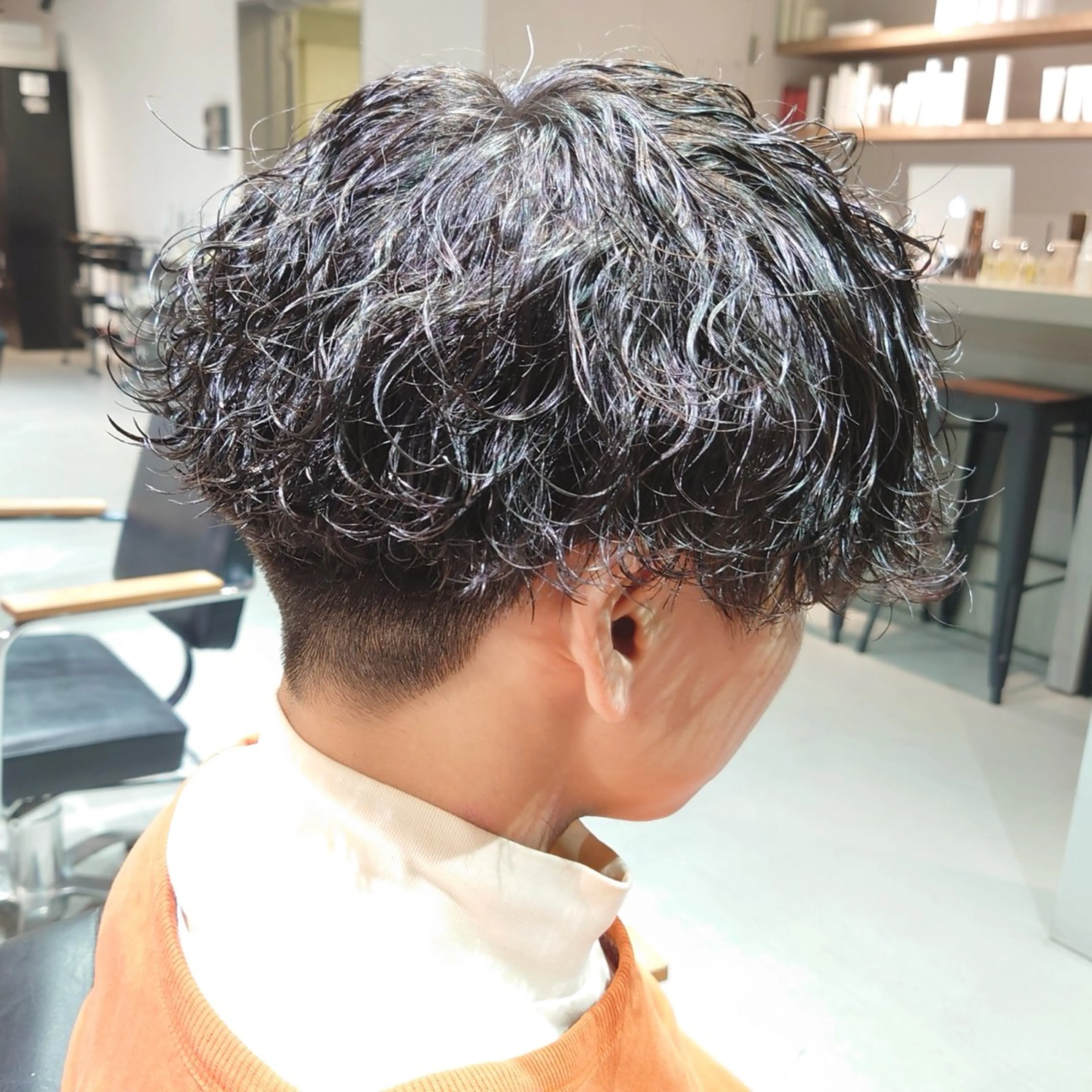 ショート パーマ メンズ iss所属・メンズ/パーマ特化 /波巻き/林洋平のヘアスタイル