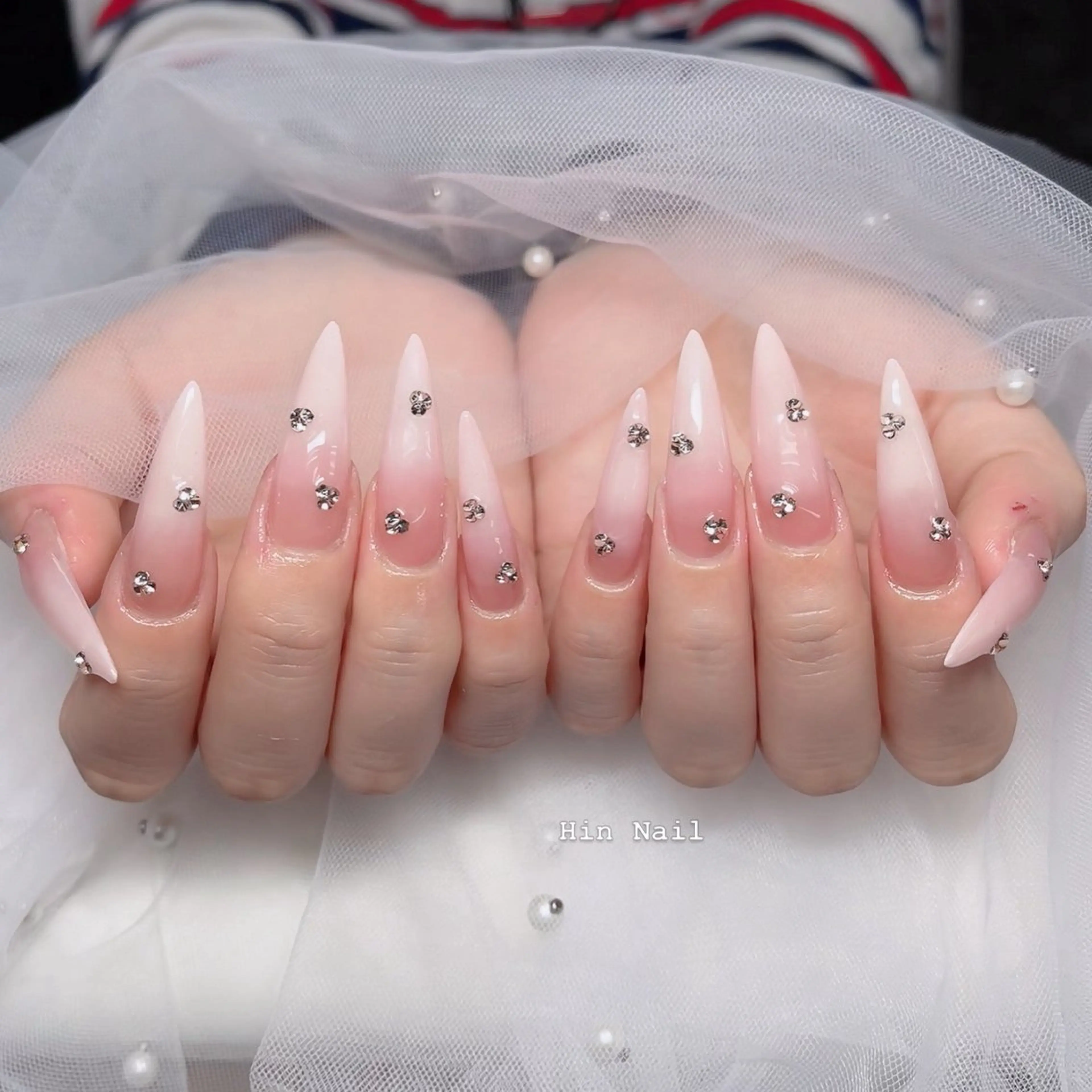 ネイル ハンドネイル HIN NAILのネイルデザイン