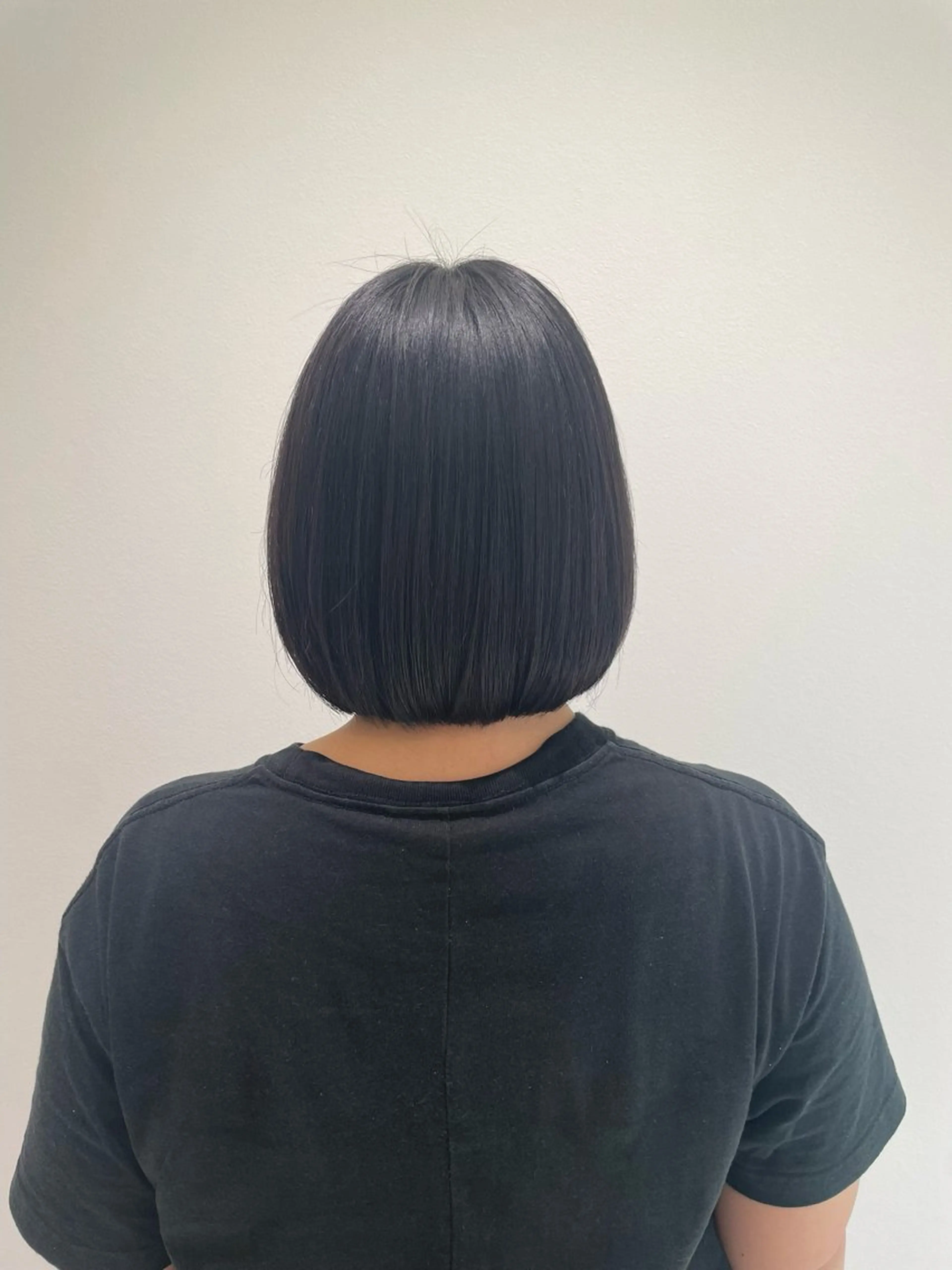 ミディアム カット ボブ／ブリーチカラー ／ゆづき🌟のヘアスタイル