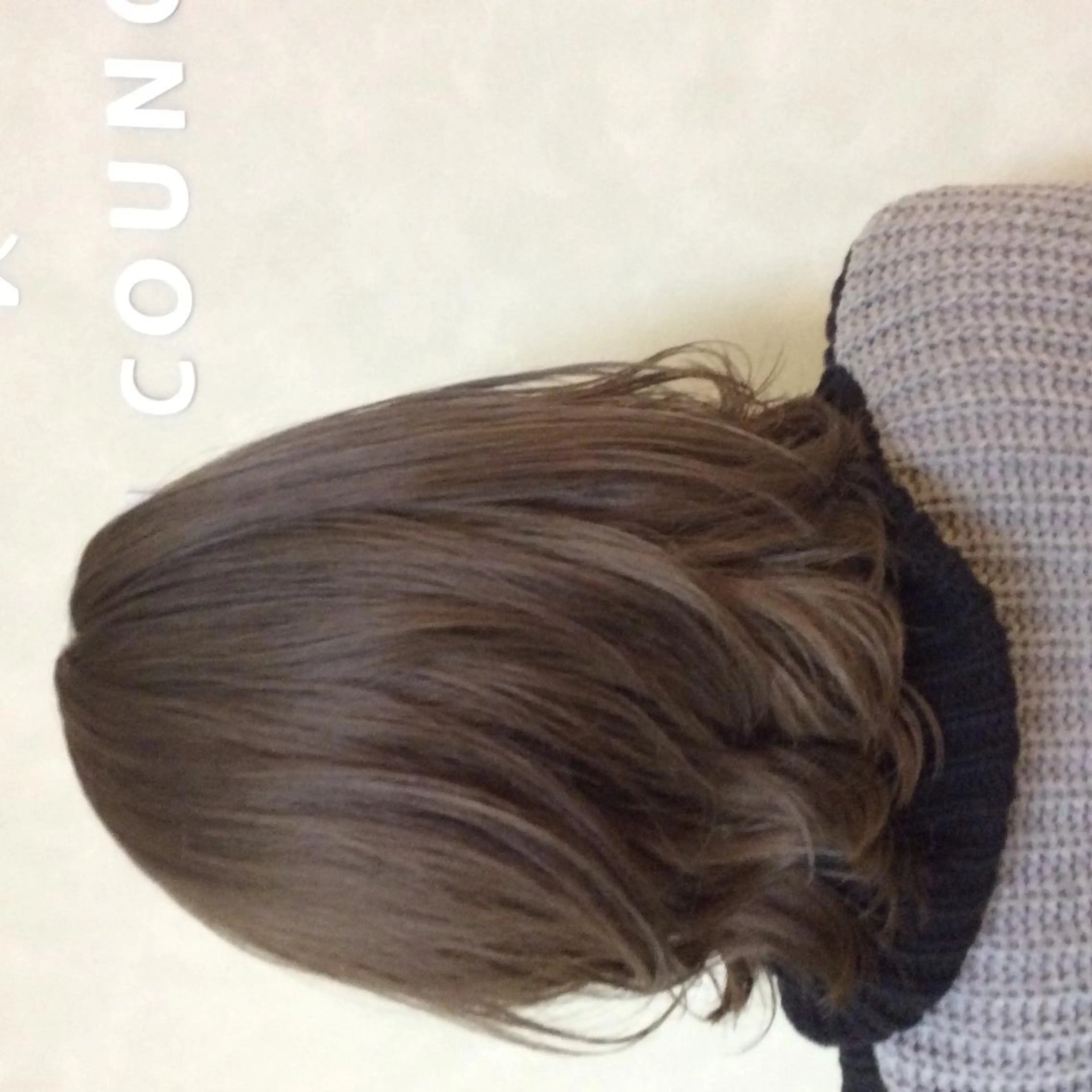 ミディアム 吉田 恒のヘアスタイル