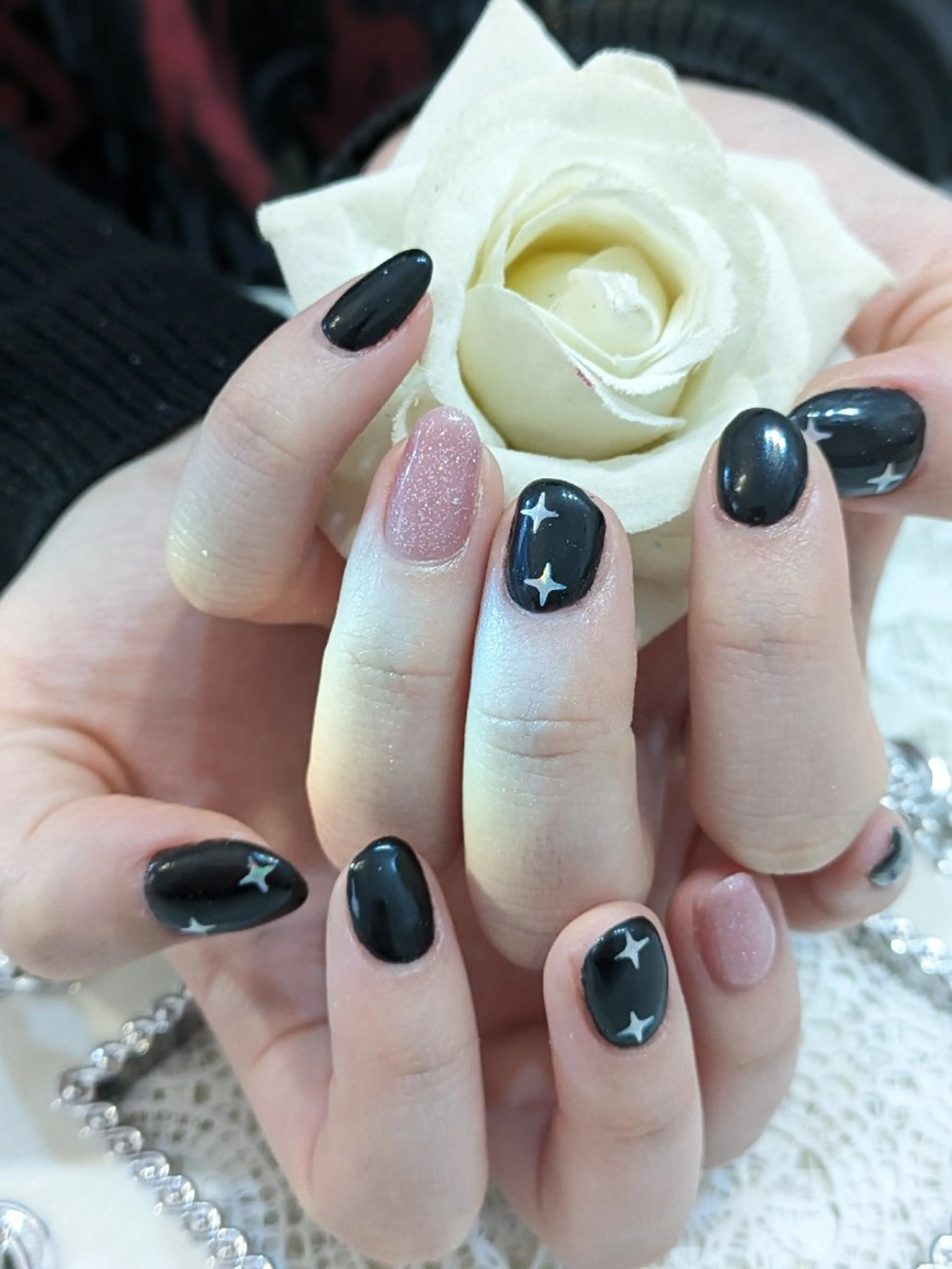 ネイル エステとネイル ローズコンフォートのネイルデザイン